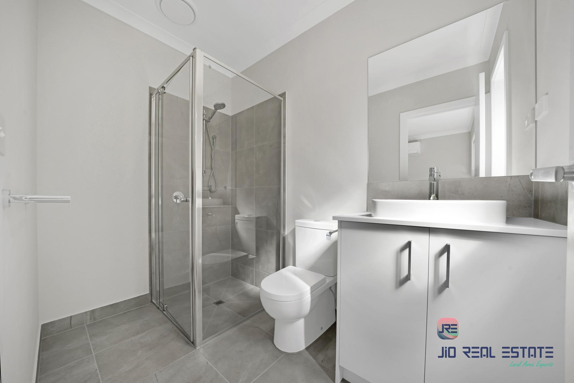 37 Rochford Way, Melton South VIC