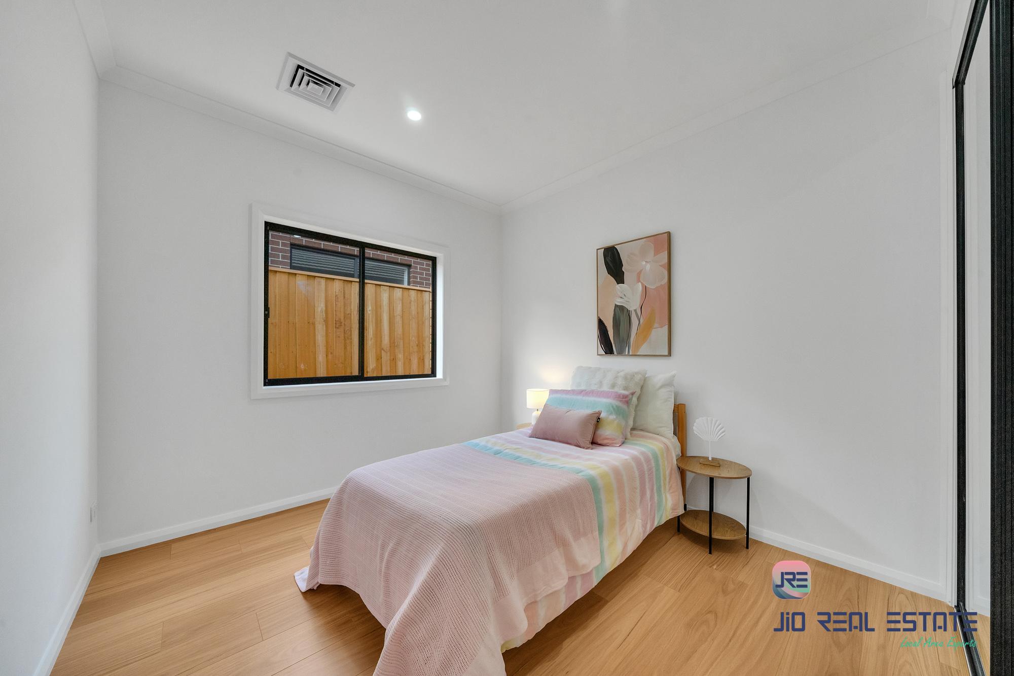 41 Whitby Circuit, Fraser Rise VIC