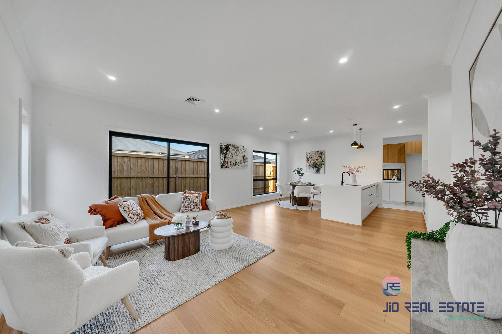 41 Whitby Circuit, Fraser Rise VIC