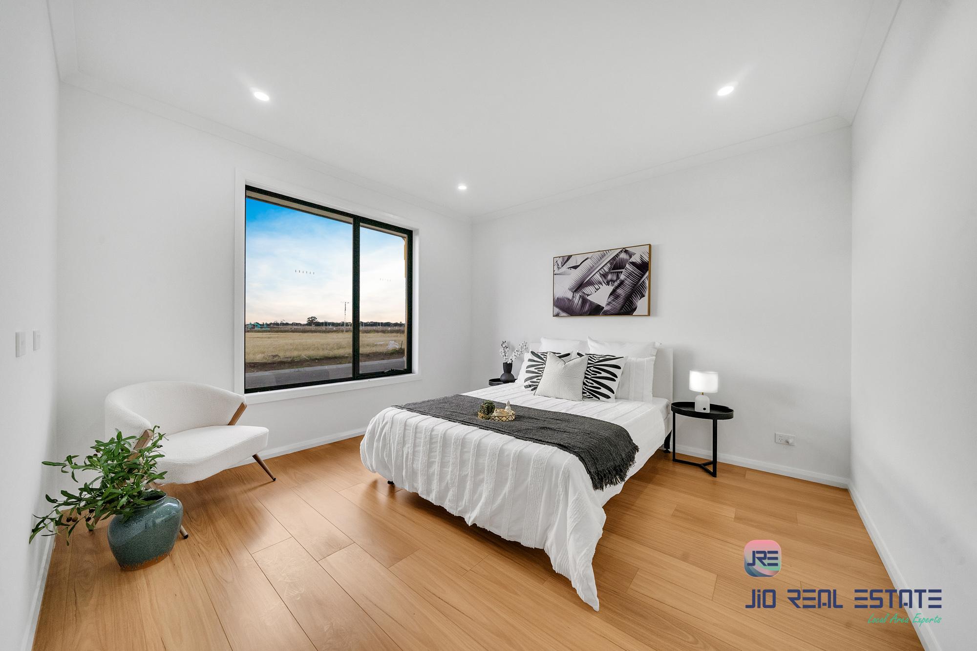 41 Whitby Circuit, Fraser Rise VIC