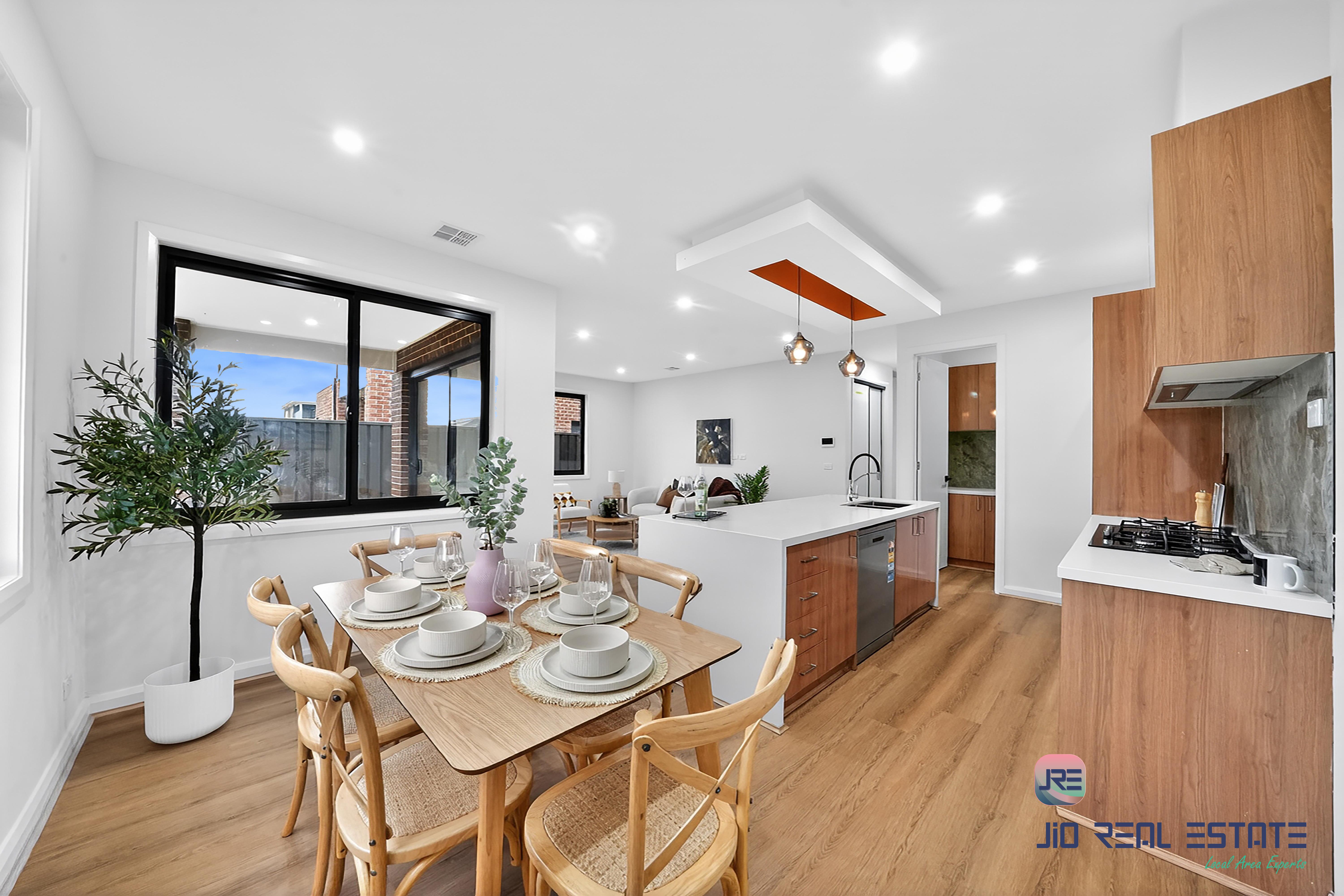 18 Castlecrag Way, Strathtulloh VIC