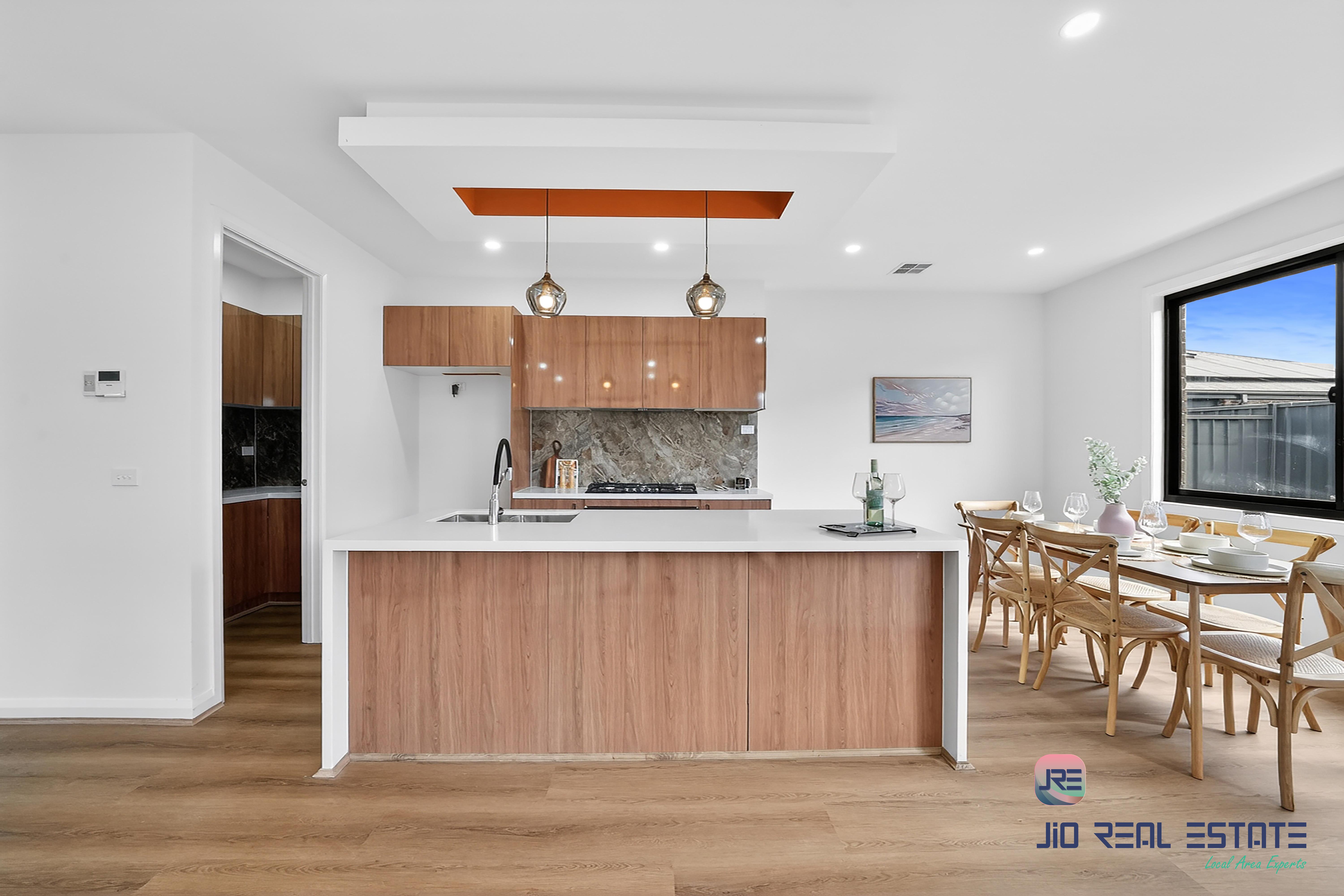 18 Castlecrag Way, Strathtulloh VIC