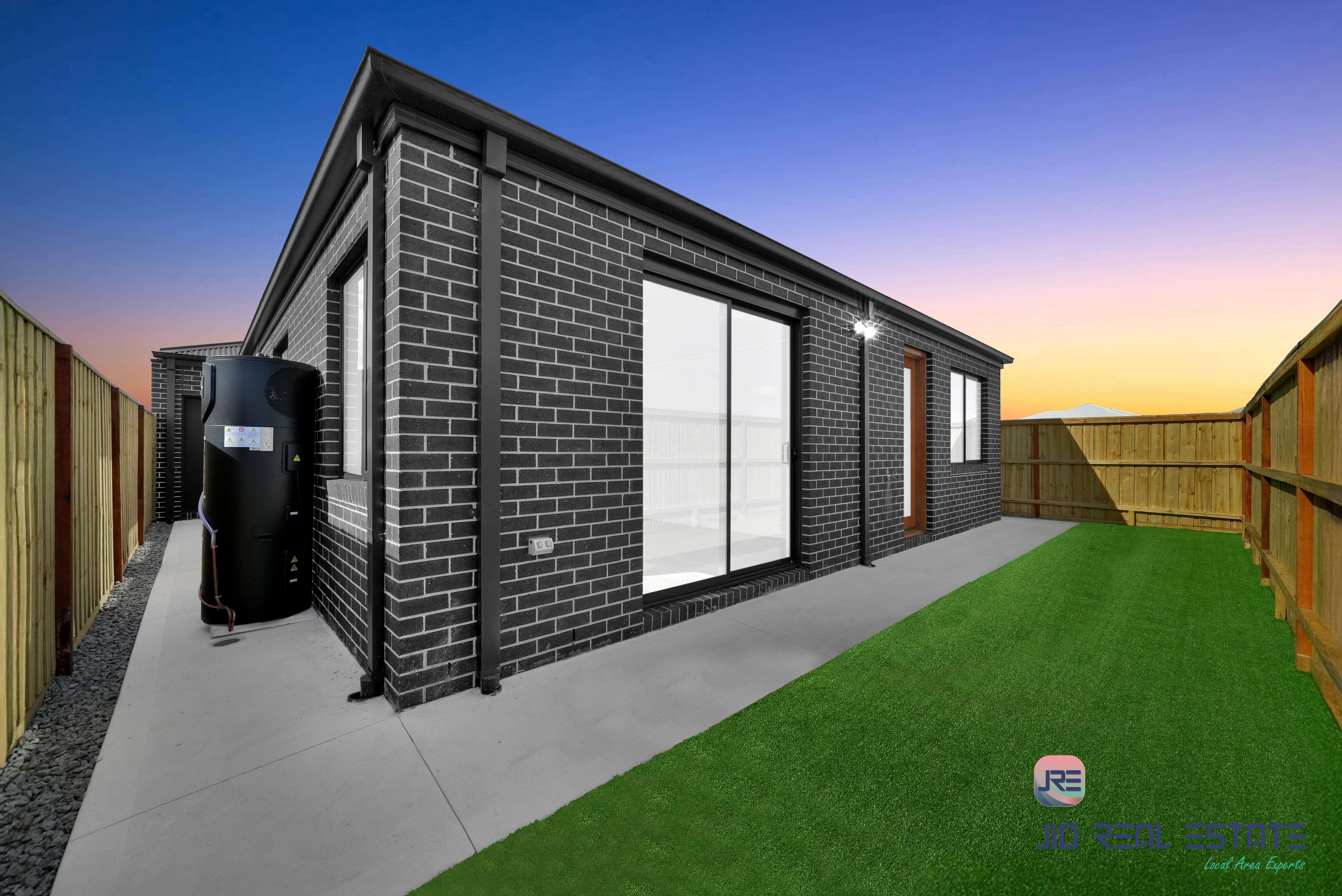 68 Frank Avenue, Truganina VIC