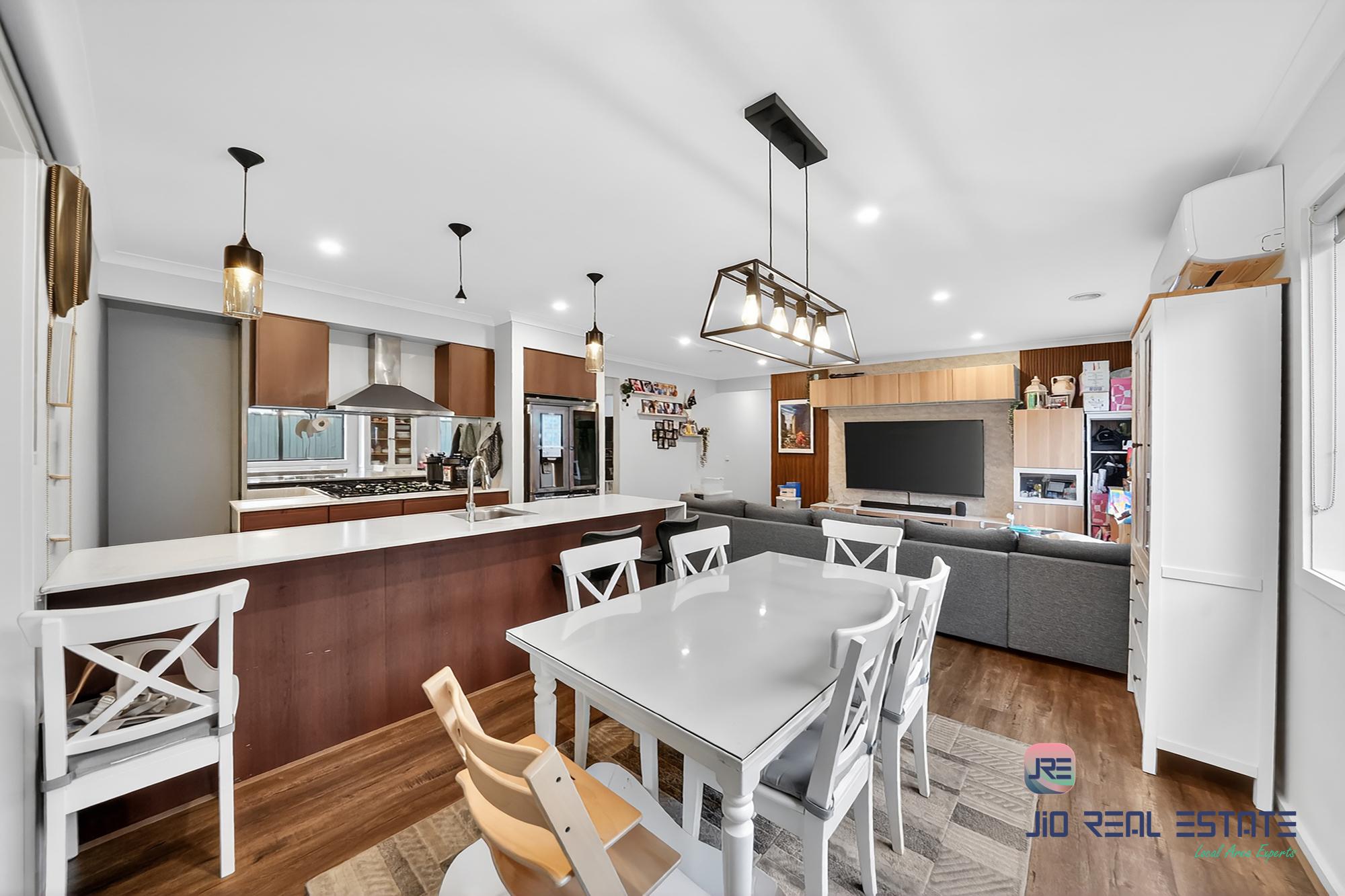 12 Samuel Road, Weir Views VIC