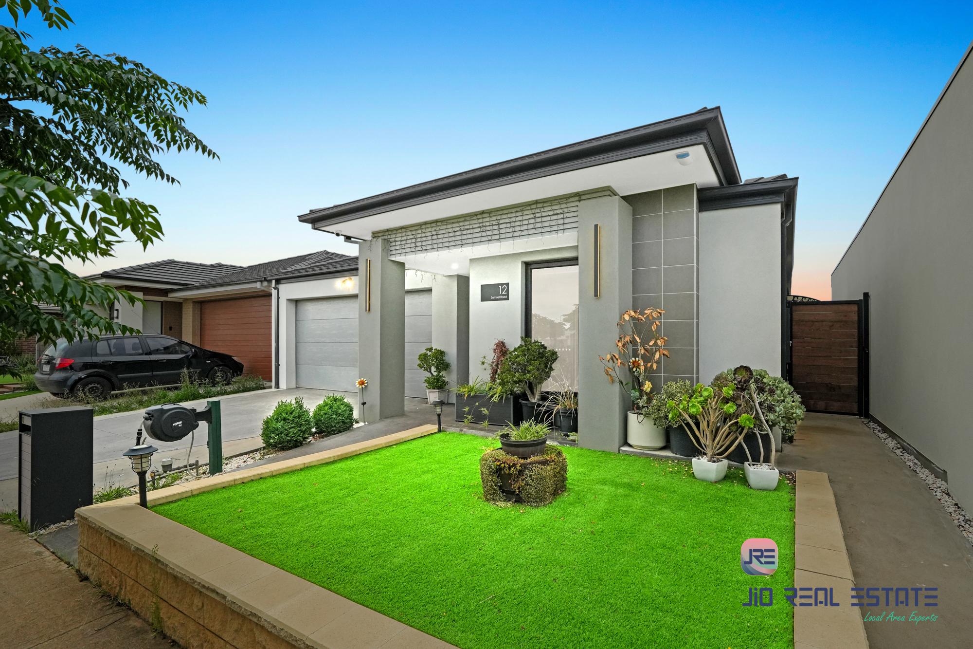 12 Samuel Road, Weir Views VIC