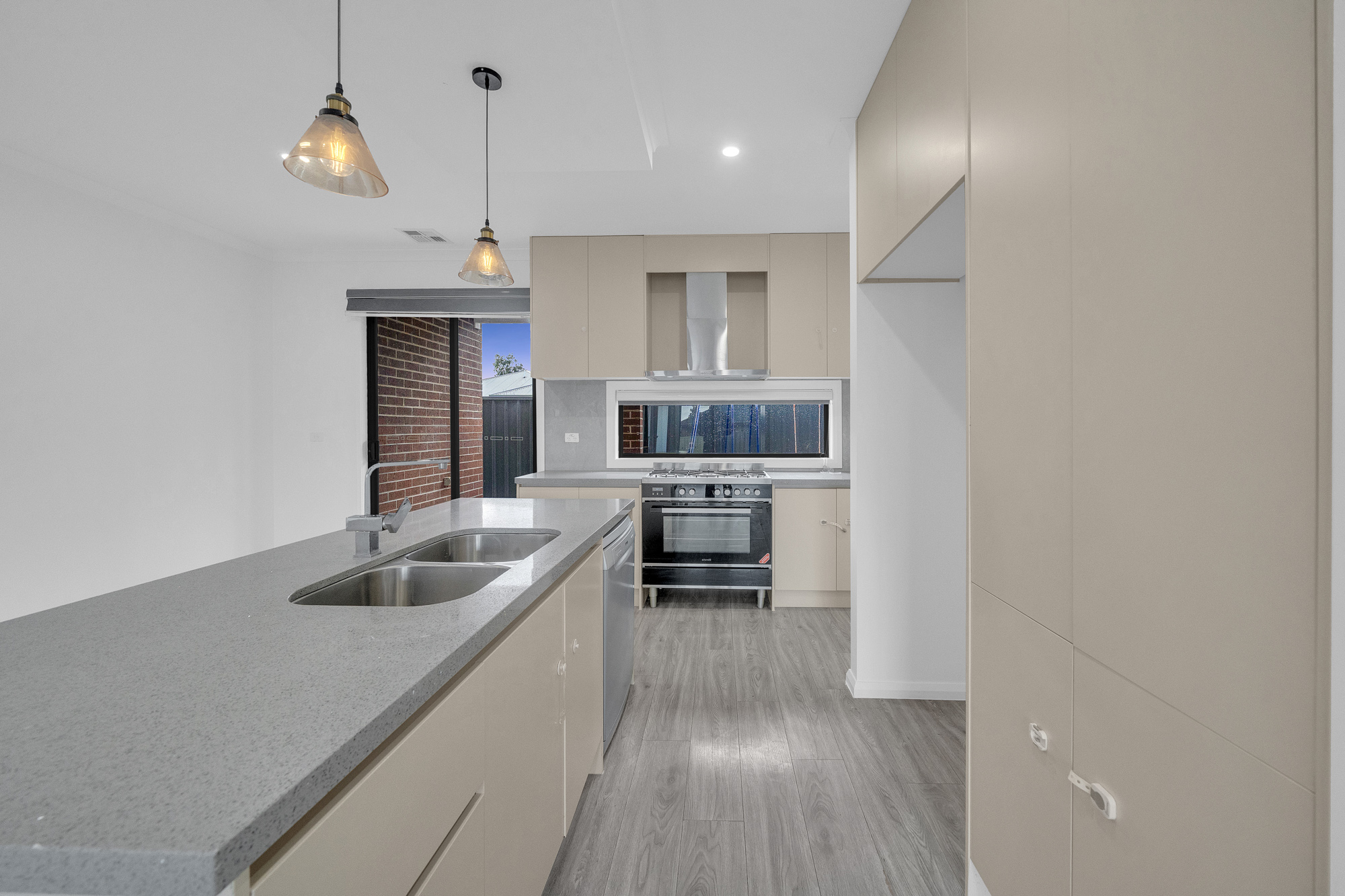 4 Neyland Street, Strathtulloh VIC