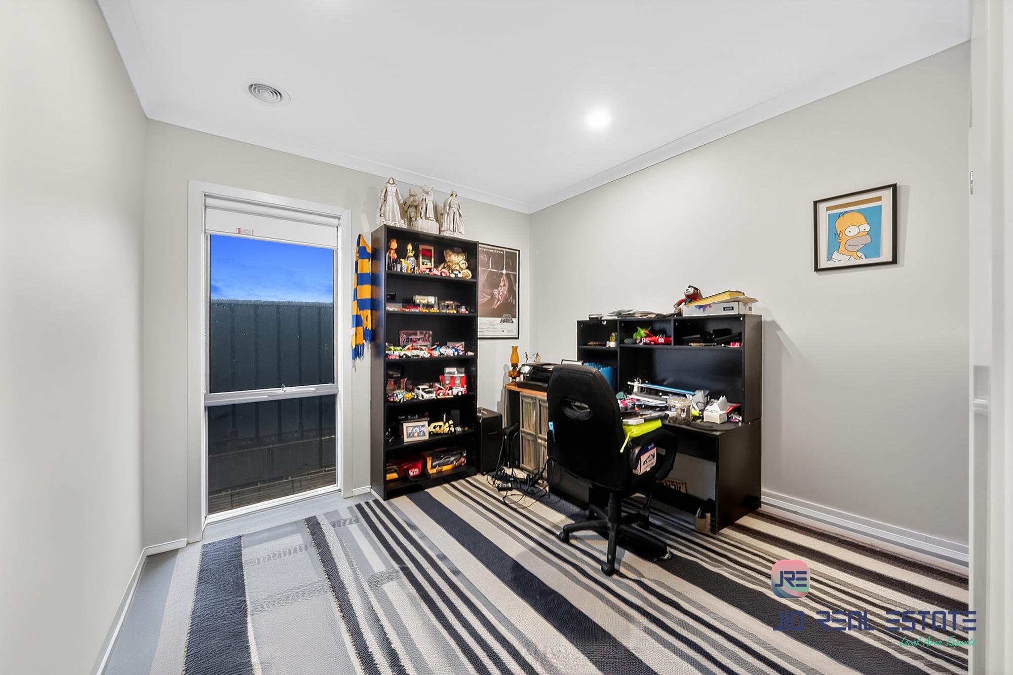 49 Pintail Drive, Melton South VIC