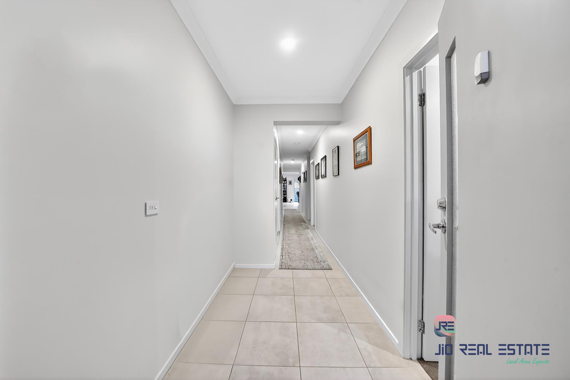 49 Pintail Drive, Melton South VIC