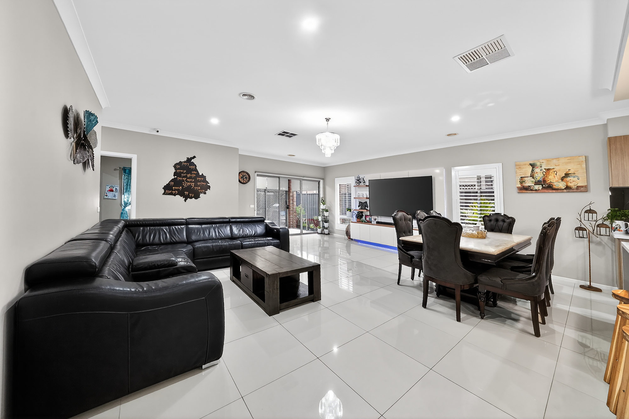 38 Maracana Circuit, Strathtulloh VIC