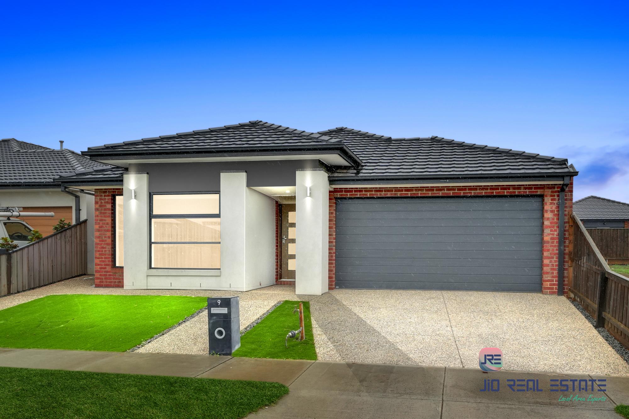 9 Petros Street, Fraser Rise VIC