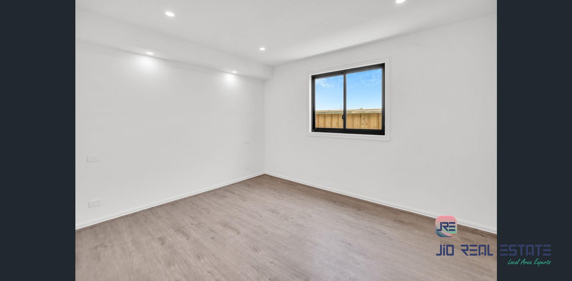 10 Montestella Street, Deanside VIC