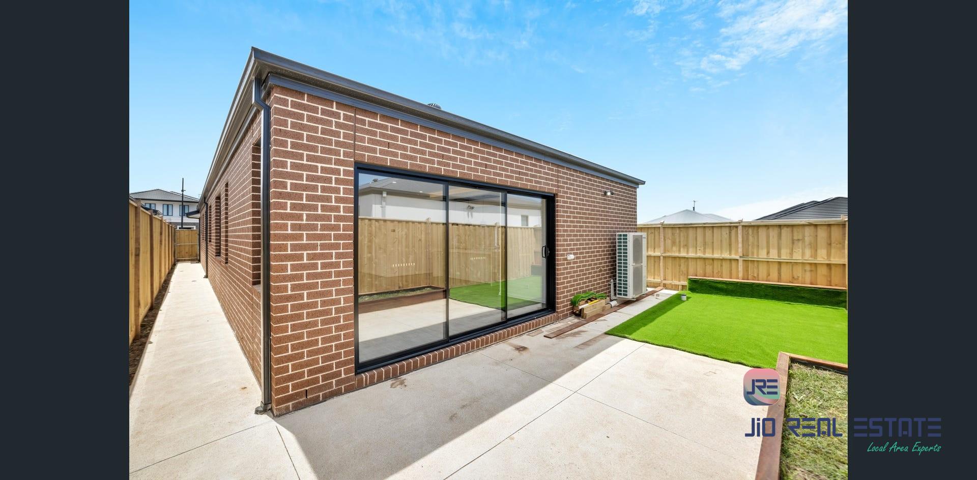 10 Montestella Street, Deanside VIC