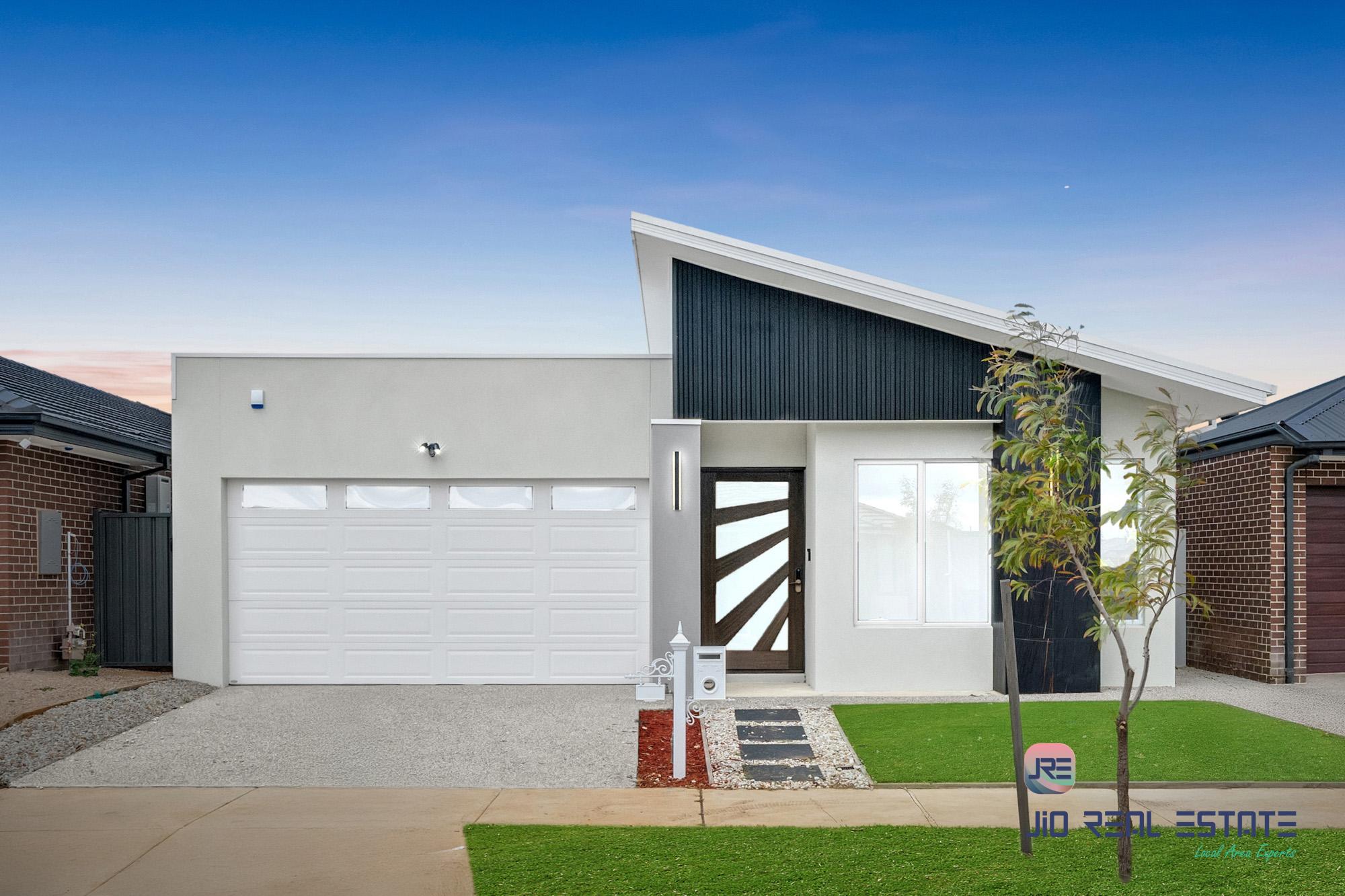 17 Ruff Way, Melton South VIC