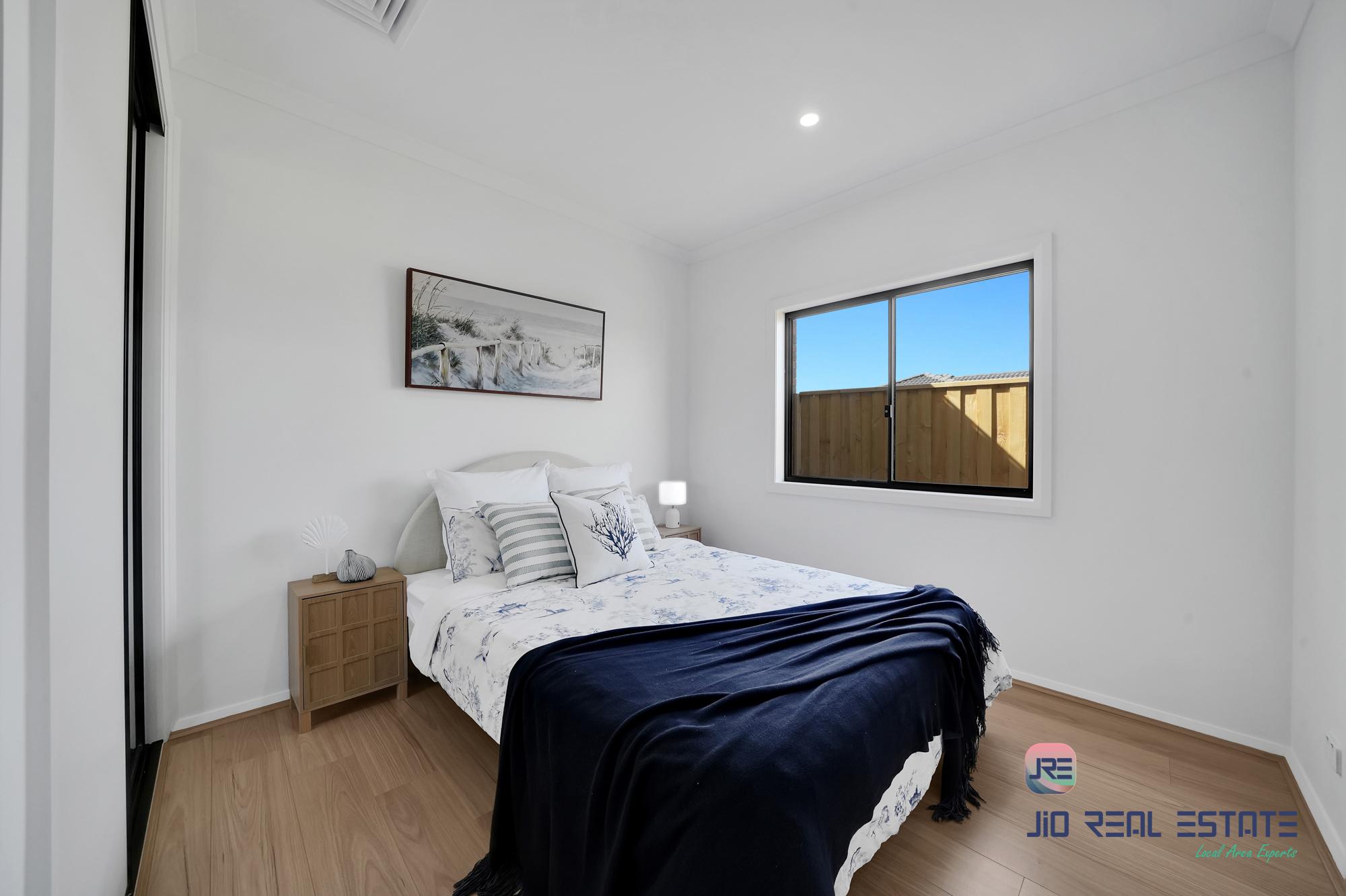 17 Falstaff Street, Fraser Rise VIC