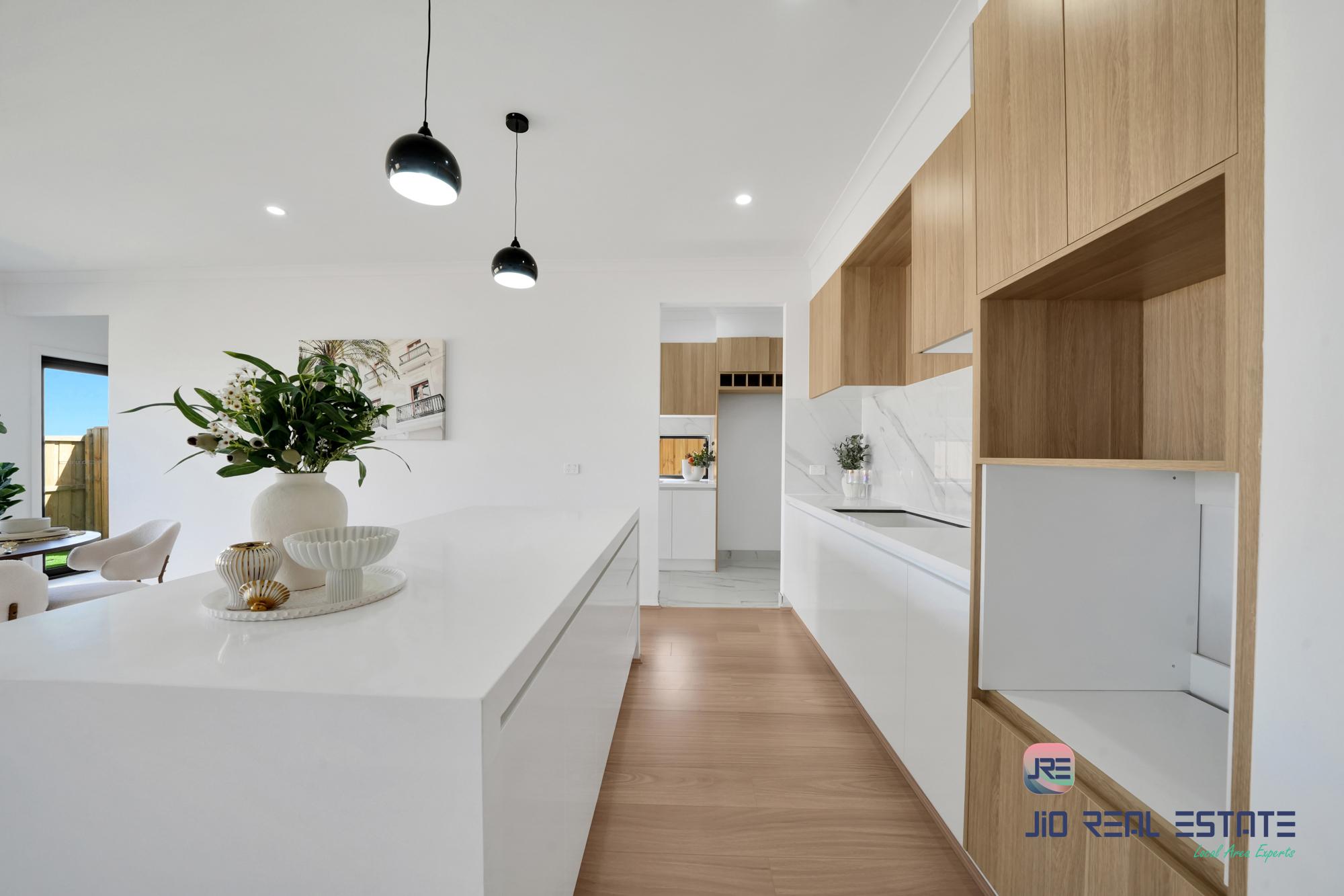 17 Falstaff Street, Fraser Rise VIC