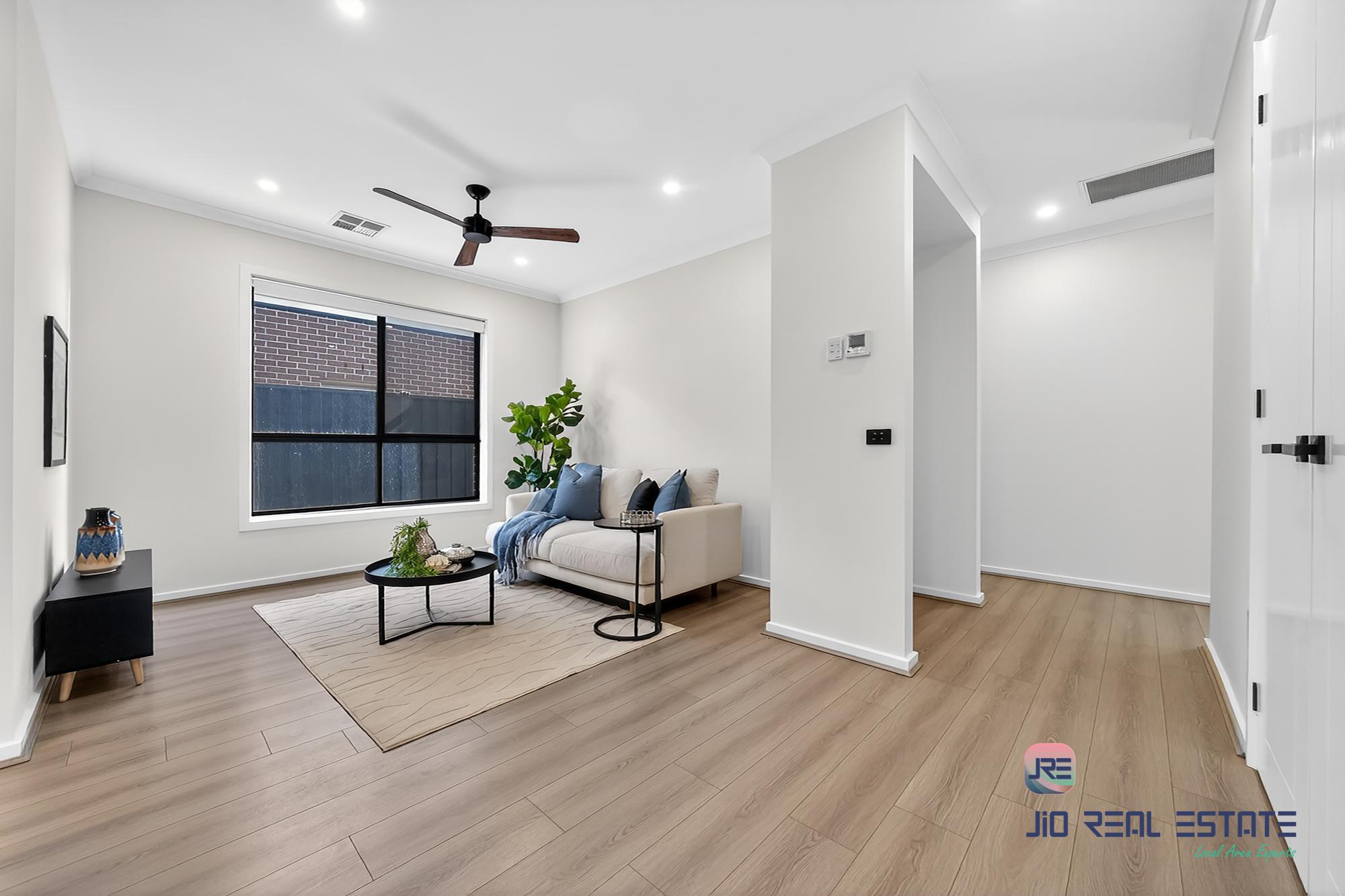 50 Hanover Circuit, Melton South VIC