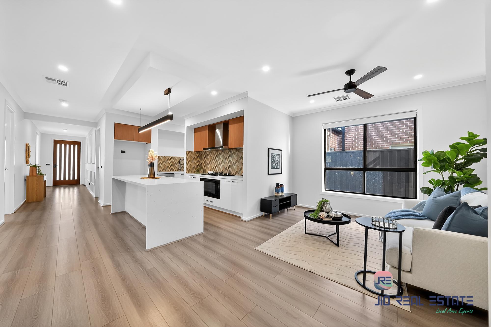 50 Hanover Circuit, Melton South VIC