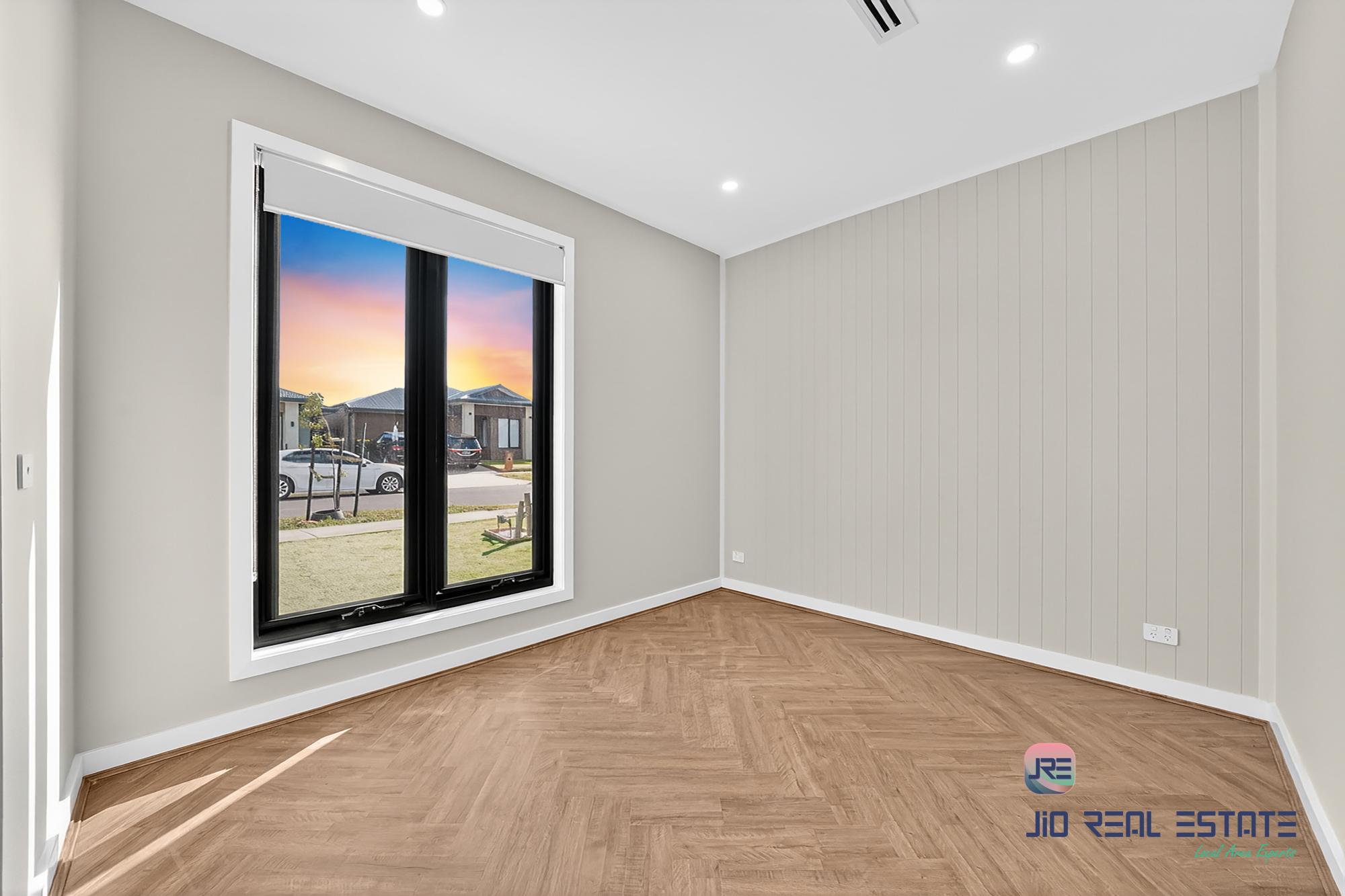 15 Rohab Crescent, Mount Cottrell VIC