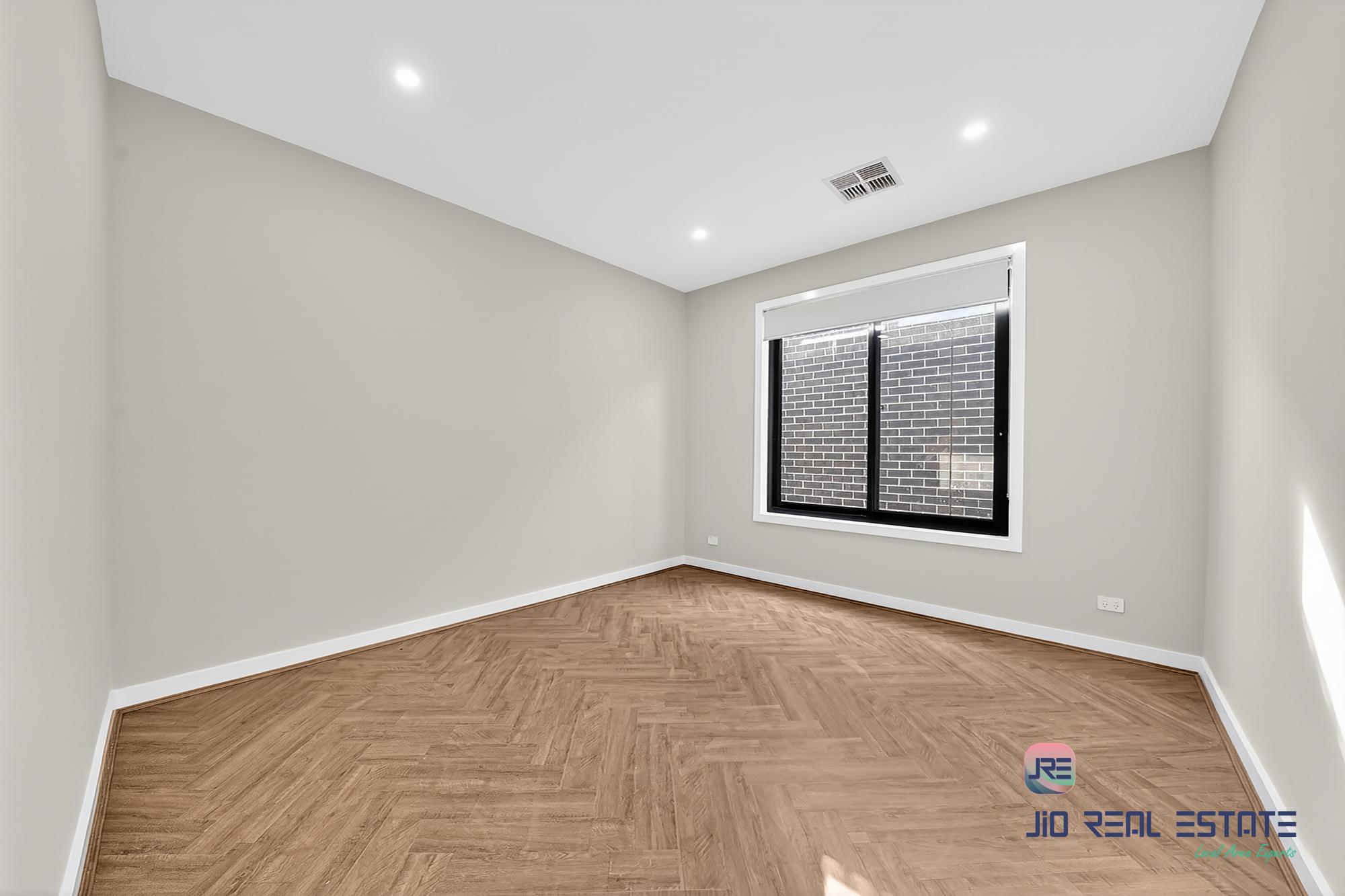15 Rohab Crescent, Mount Cottrell VIC