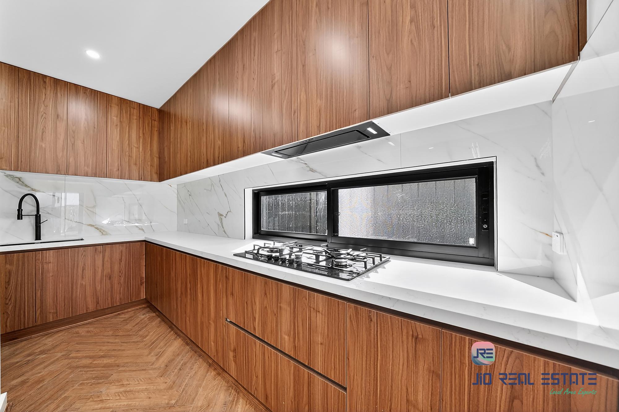 15 Rohab Crescent, Mount Cottrell VIC