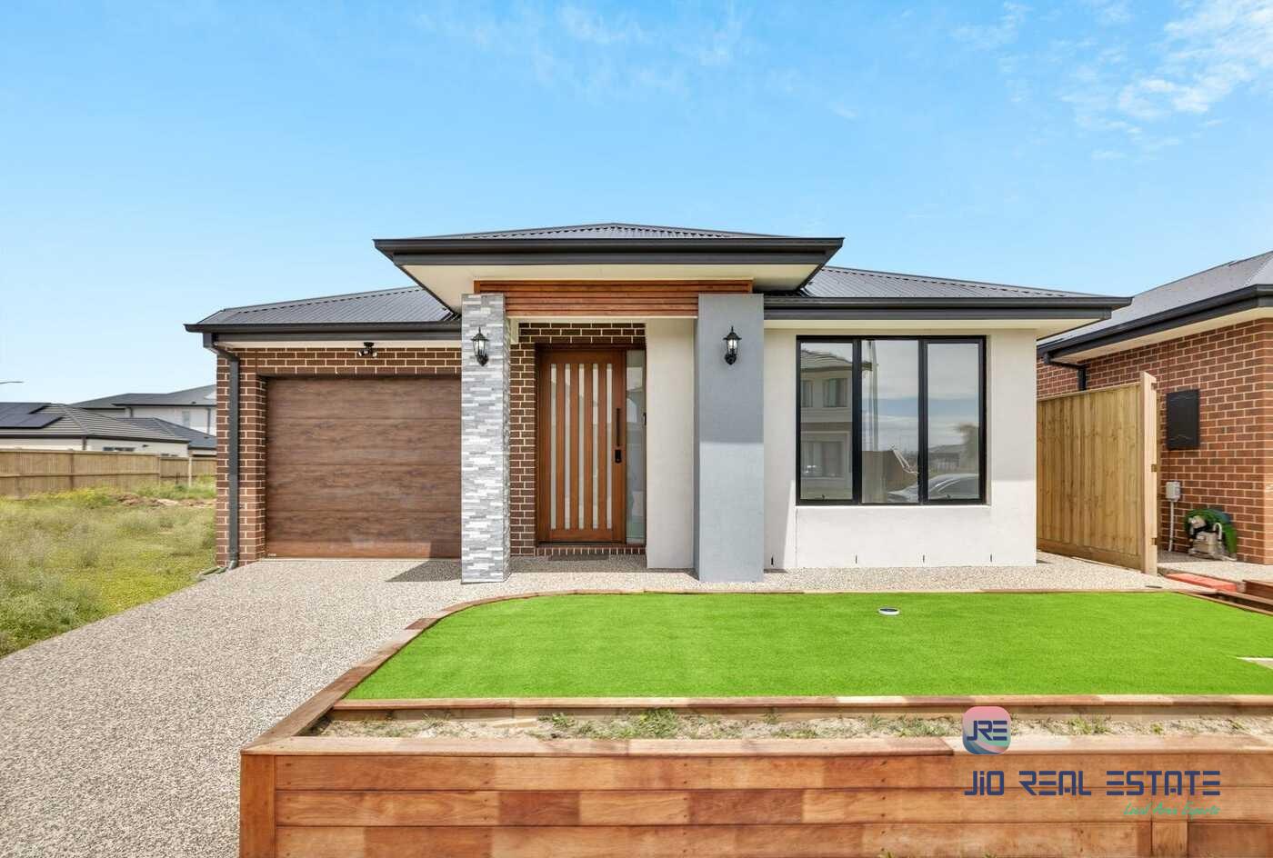 10 Montestella Street, Deanside VIC
