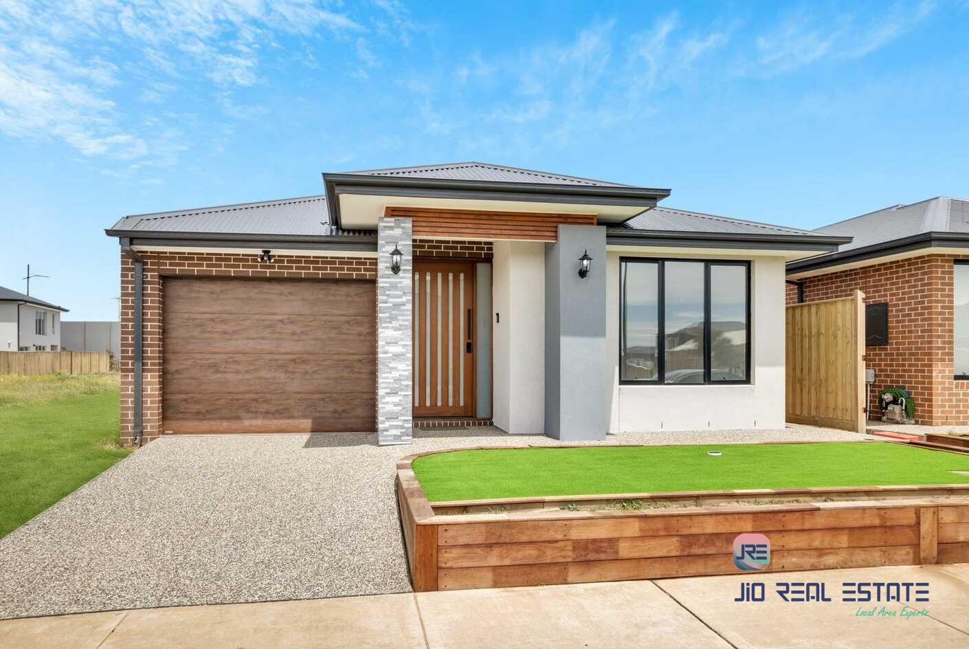 10 Montestella Street, Deanside VIC
