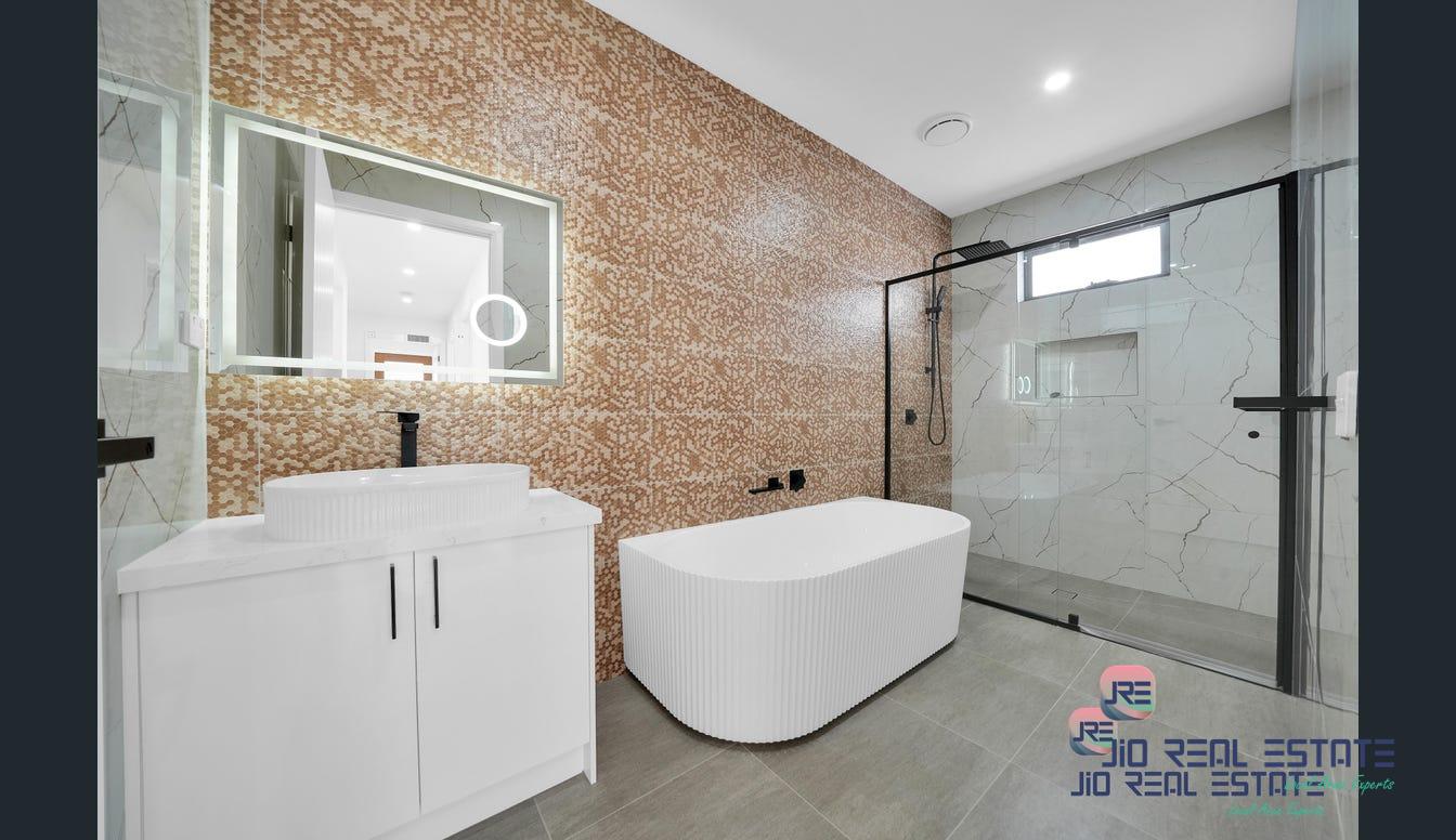 80 Frank Avenue, Truganina VIC
