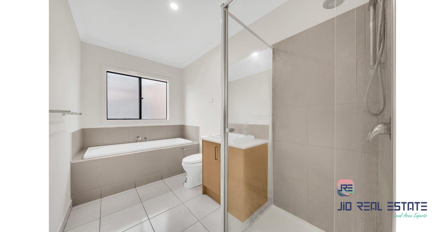 21 Maya Avenue, Thornhill Park VIC