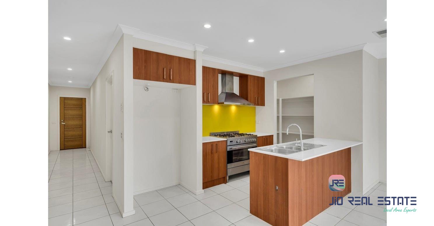 21 Maya Avenue, Thornhill Park VIC