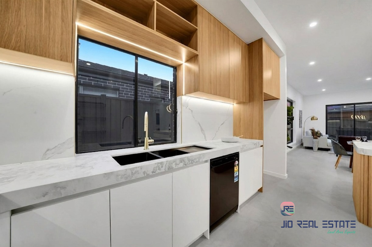 15 Esmeralda Avenue, Tarneit VIC