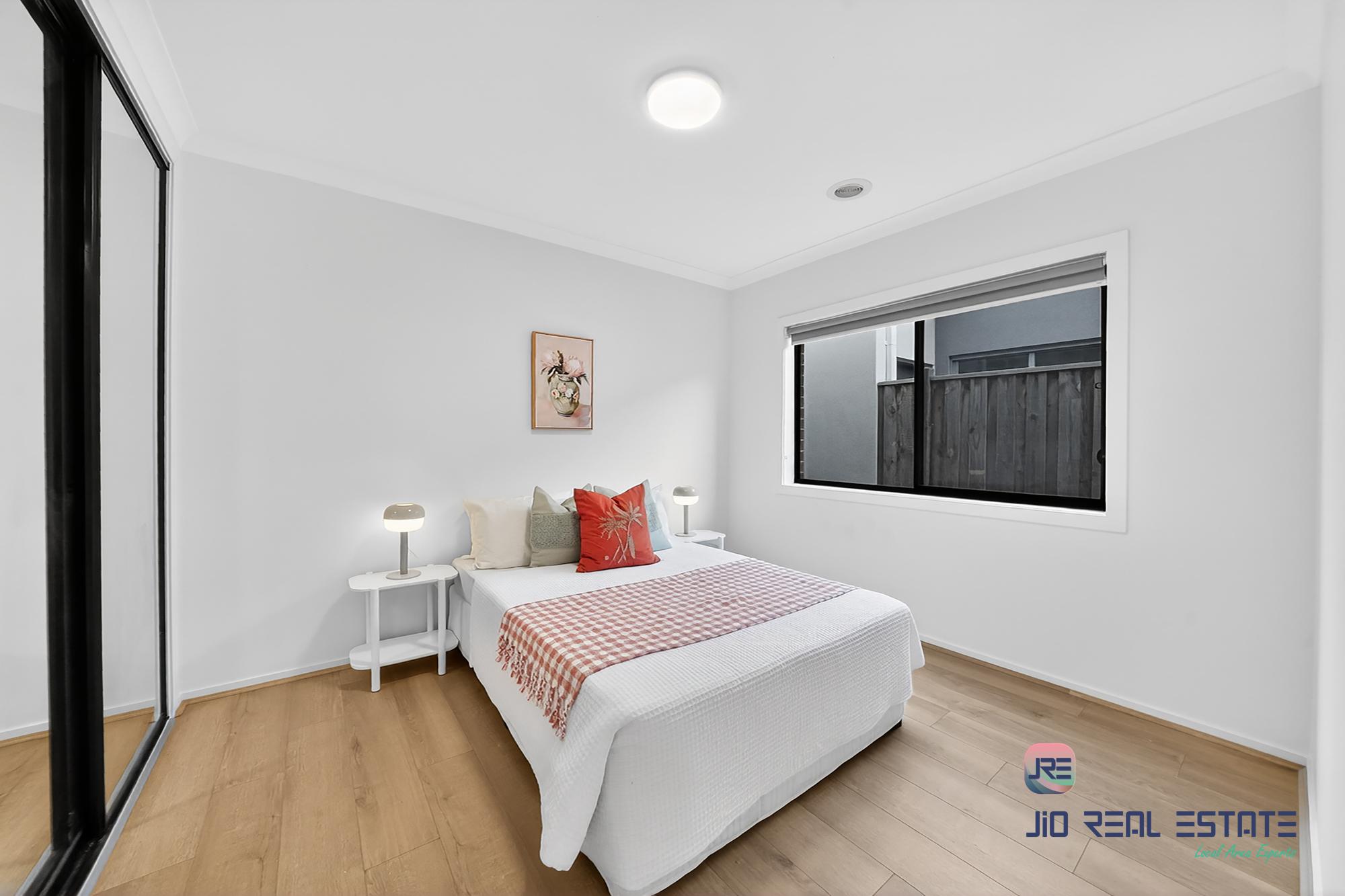 10 Fergus Street, Thornhill Park VIC