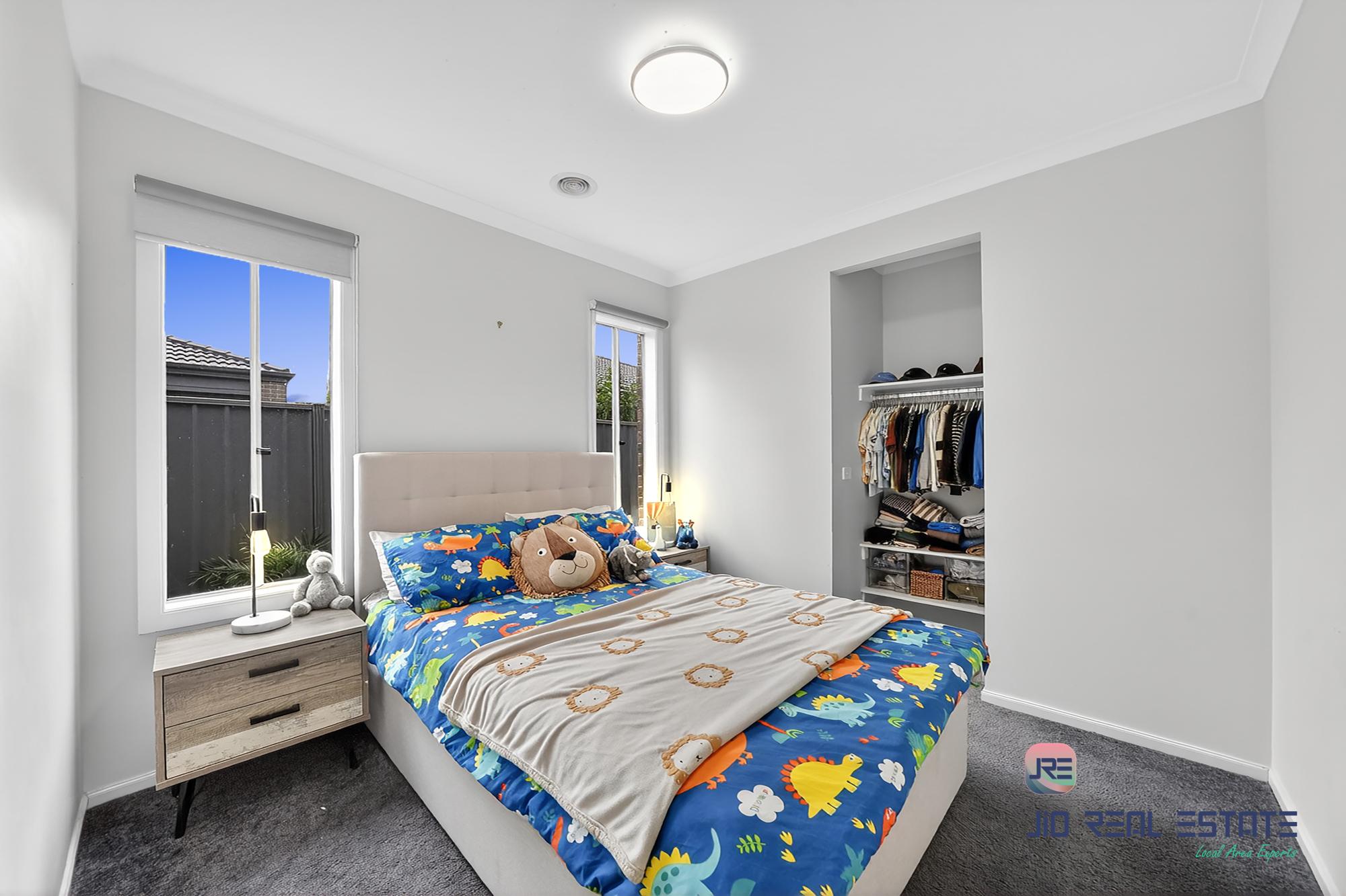 15 Crawford Rise, Cobblebank VIC
