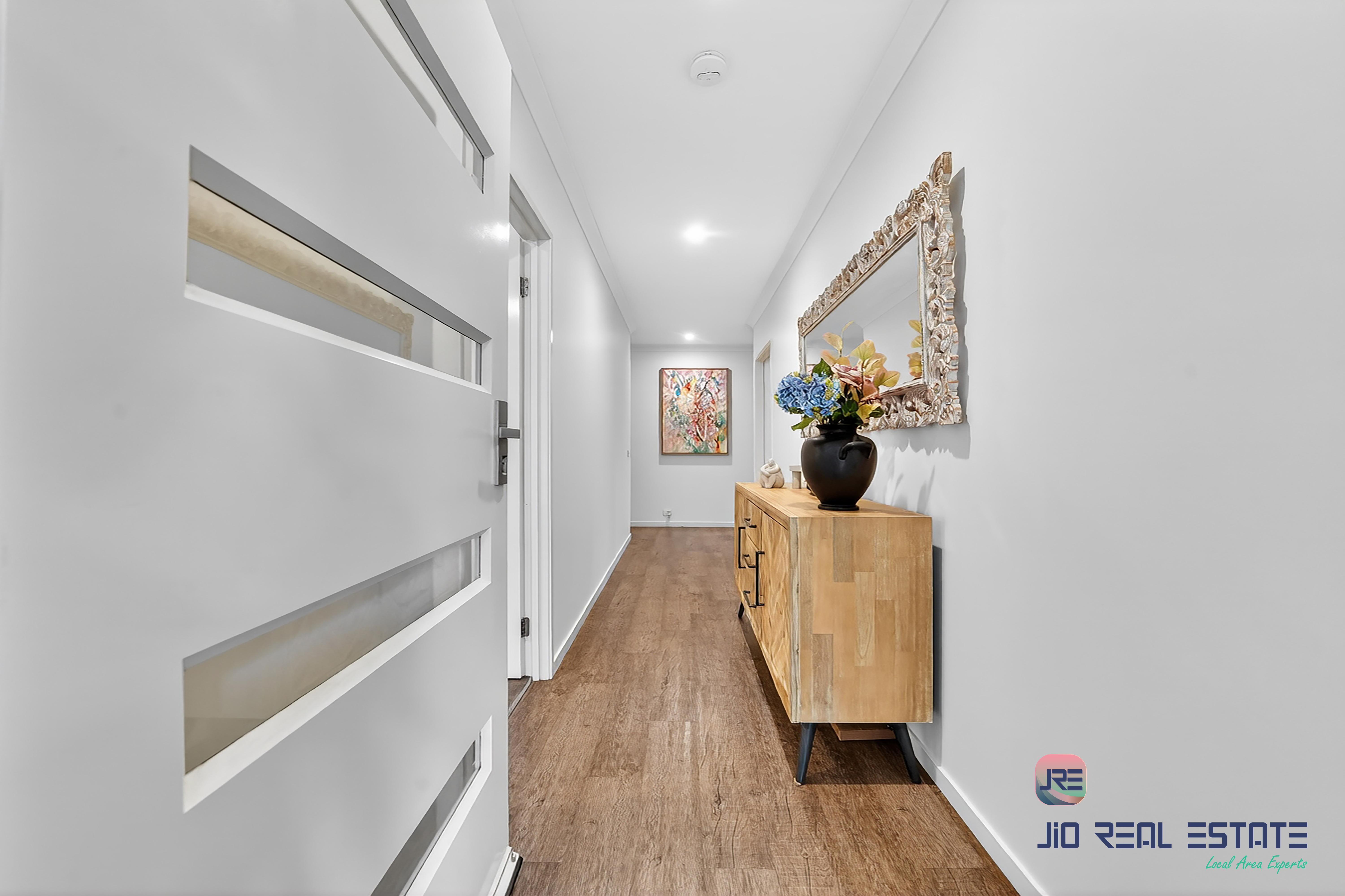 30 Fulham Crescent, Thornhill Park VIC