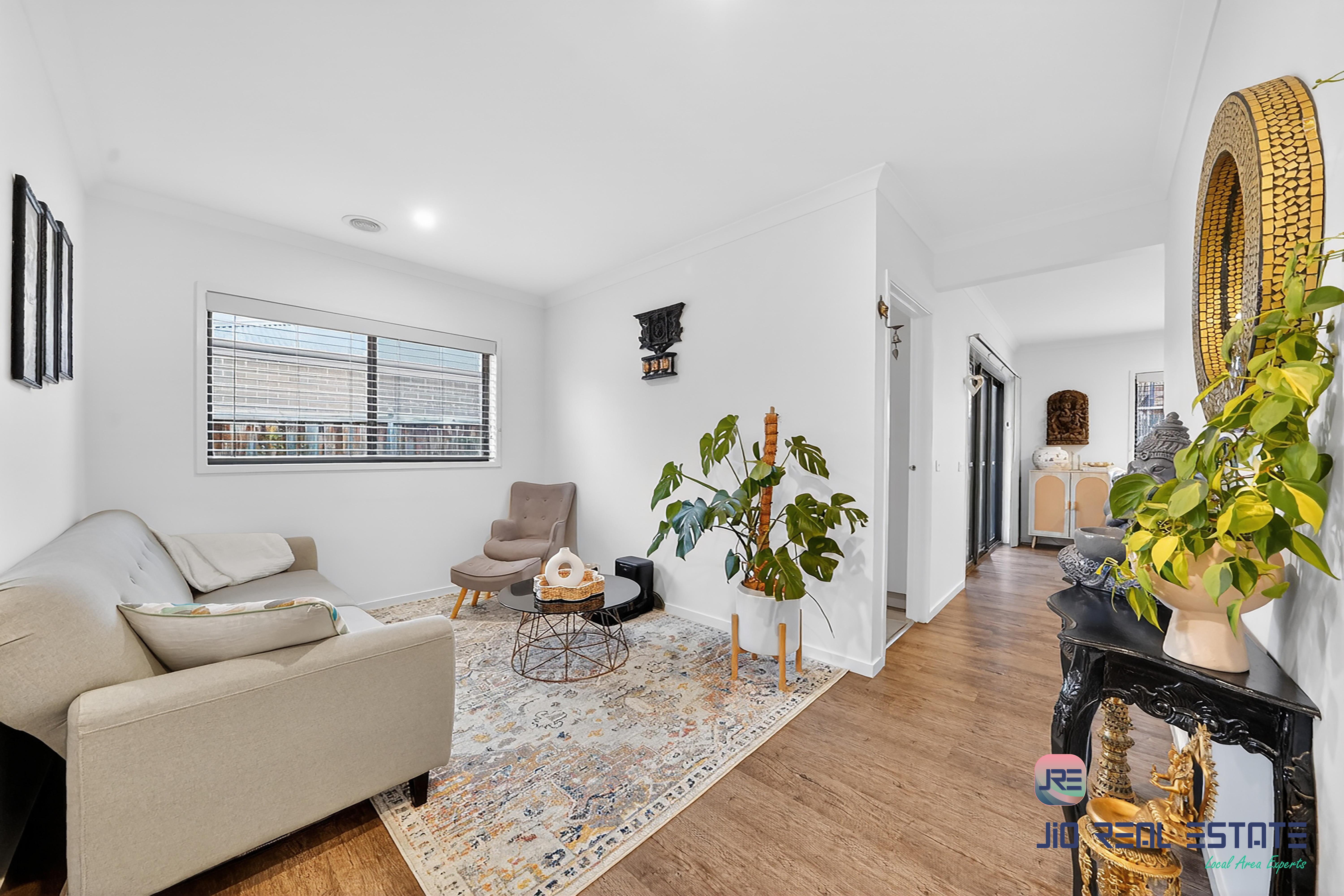 30 Fulham Crescent, Thornhill Park VIC