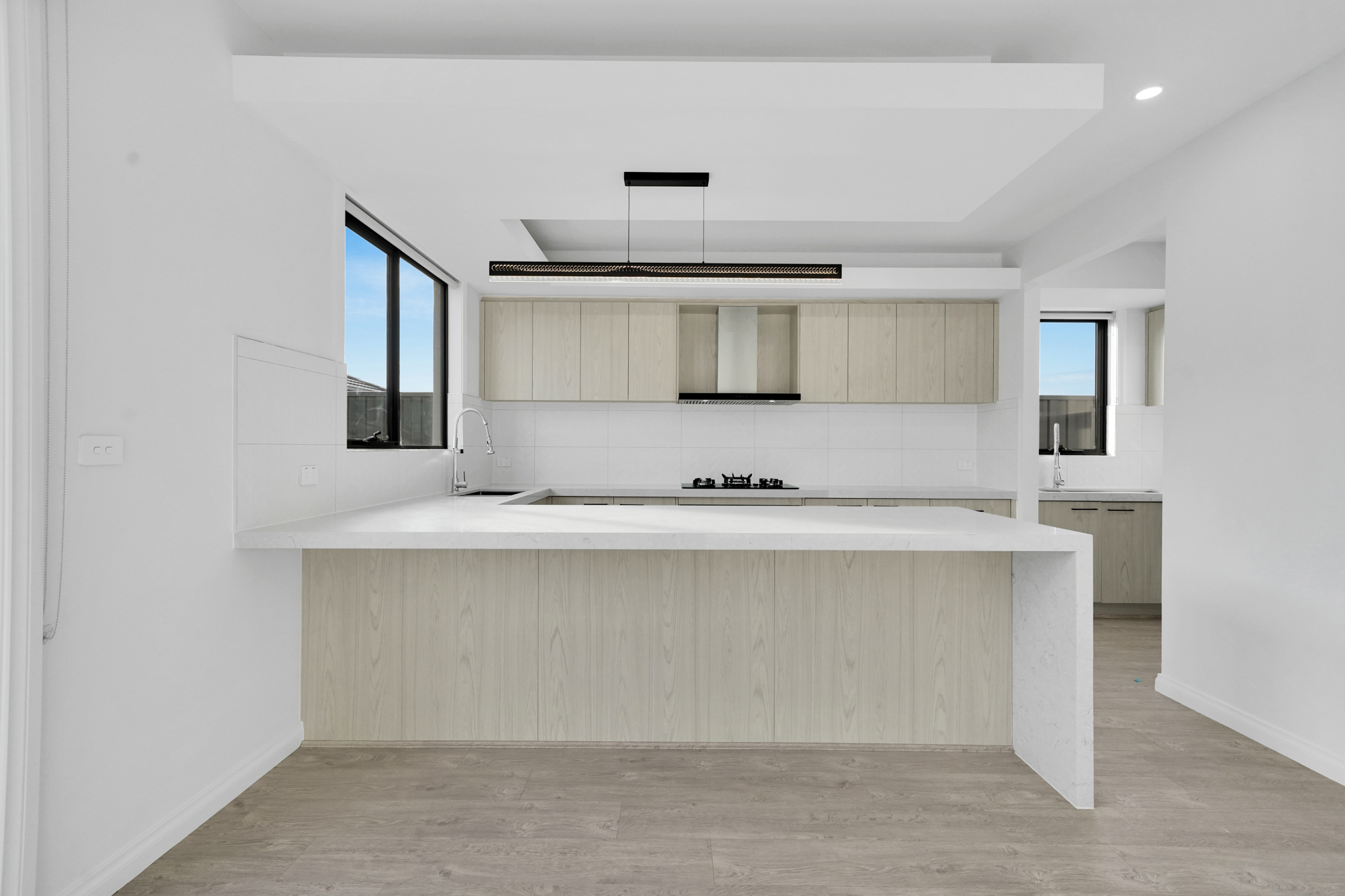 16 Ruff Way, Melton South VIC