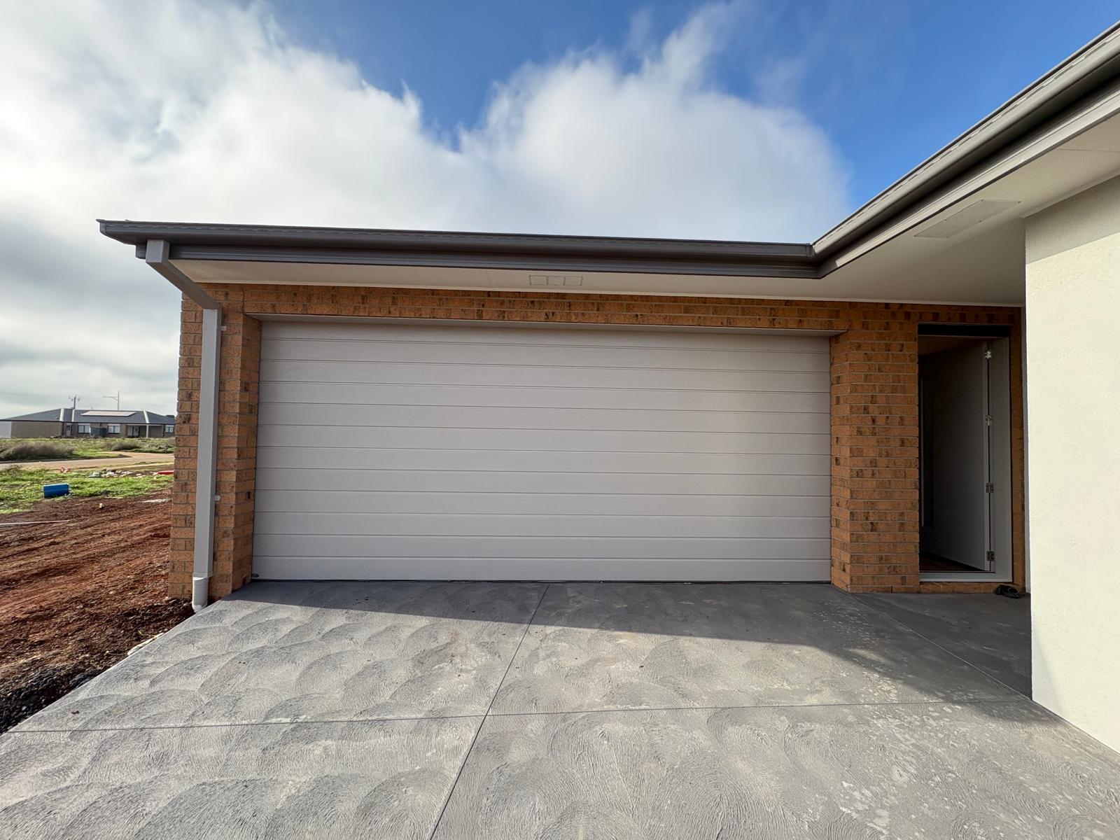 6 Chiswick Crescent, Strathtulloh VIC