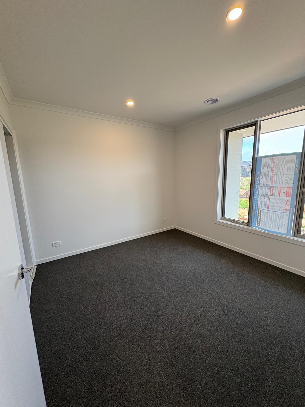 6 Chiswick Crescent, Strathtulloh VIC