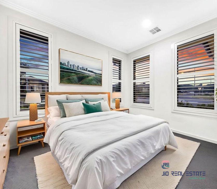 67 Diamond Parade, Cobblebank VIC