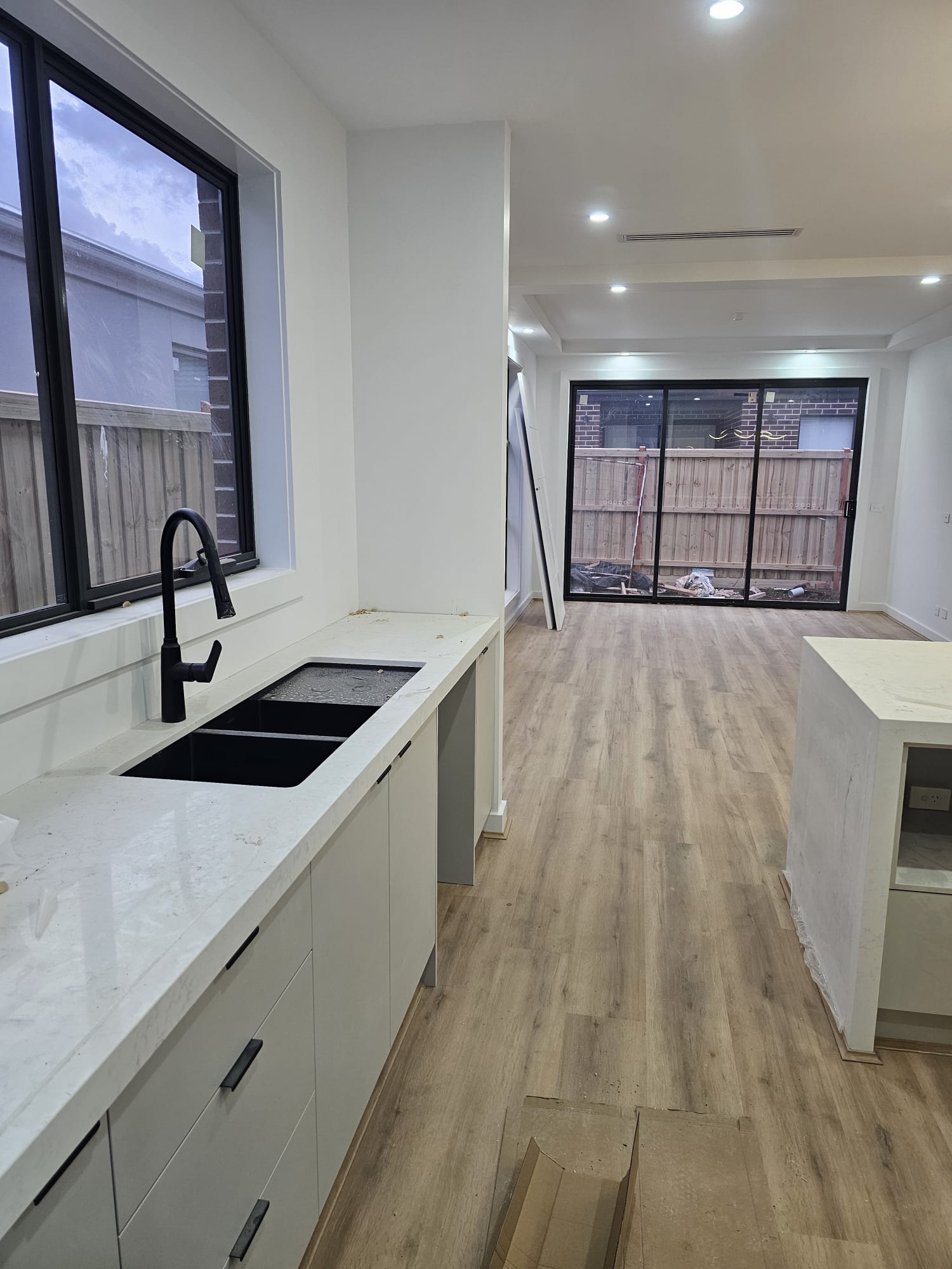 29 Deanside Drive, Deanside VIC