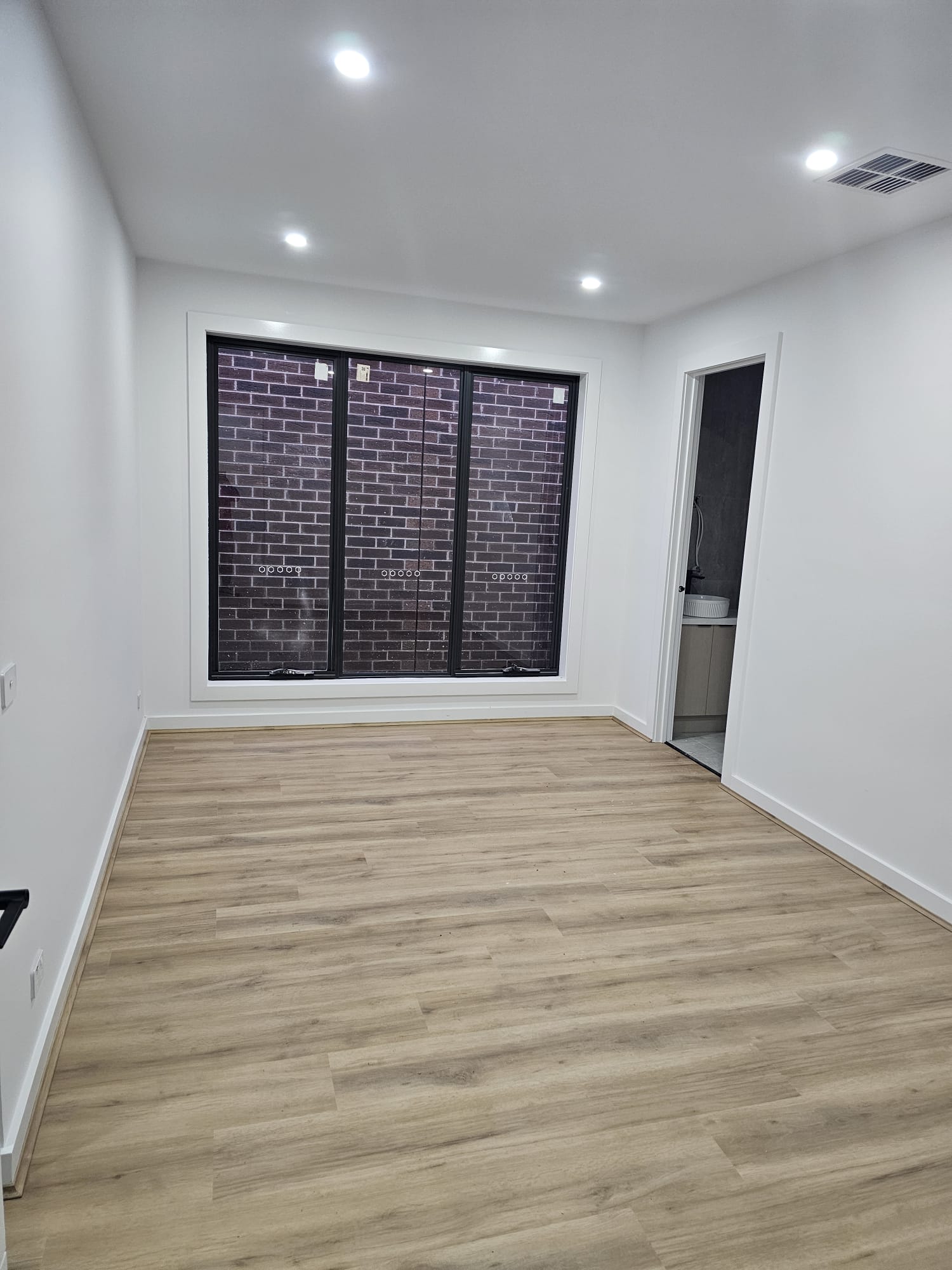 29 Deanside Drive, Deanside VIC