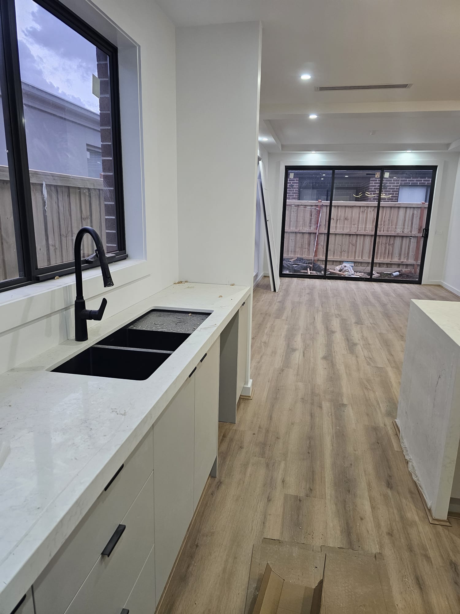 29 Deanside Drive, Deanside VIC