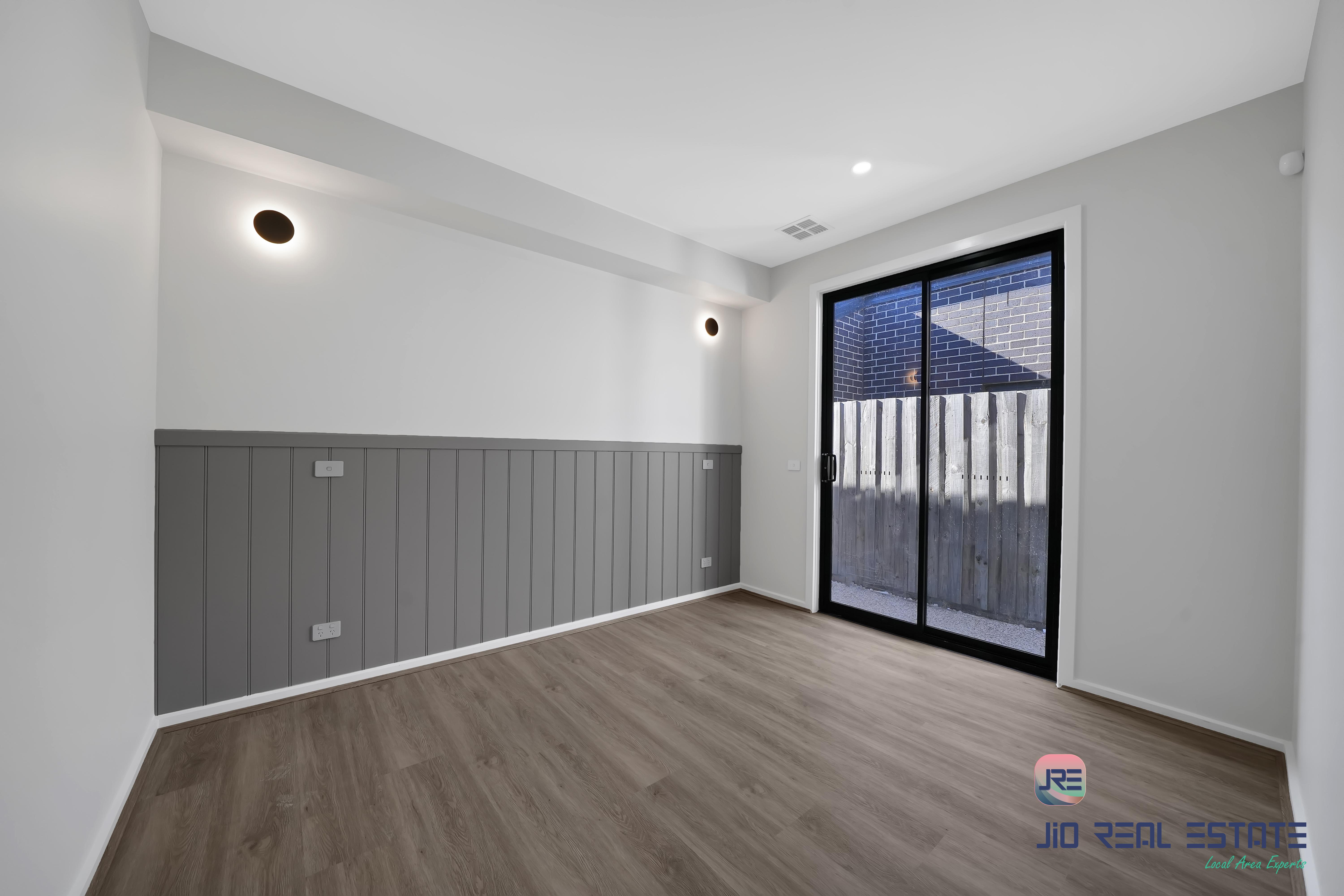 83 Courtenay Promenade, Fraser Rise VIC