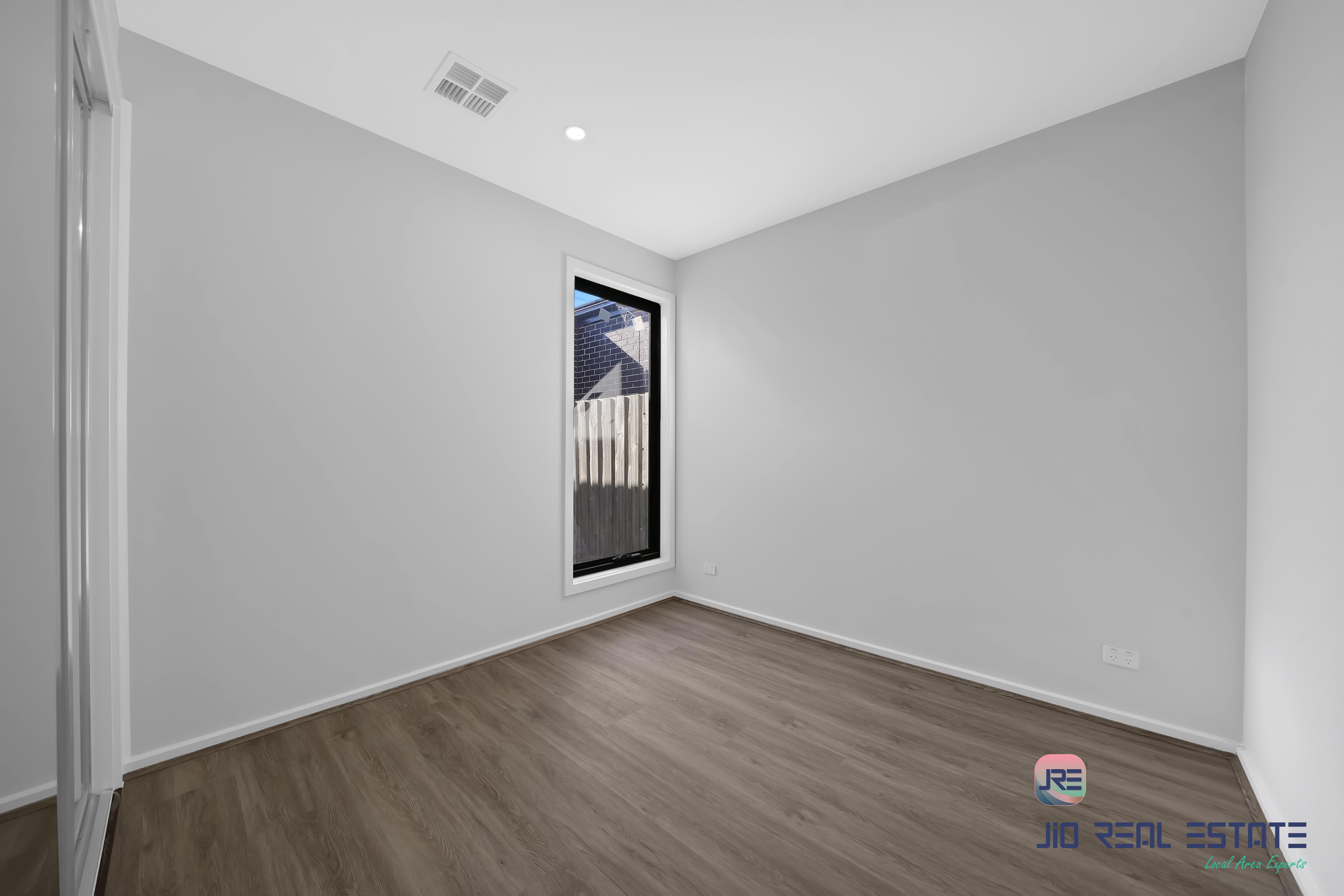 83 Courtenay Promenade, Fraser Rise VIC