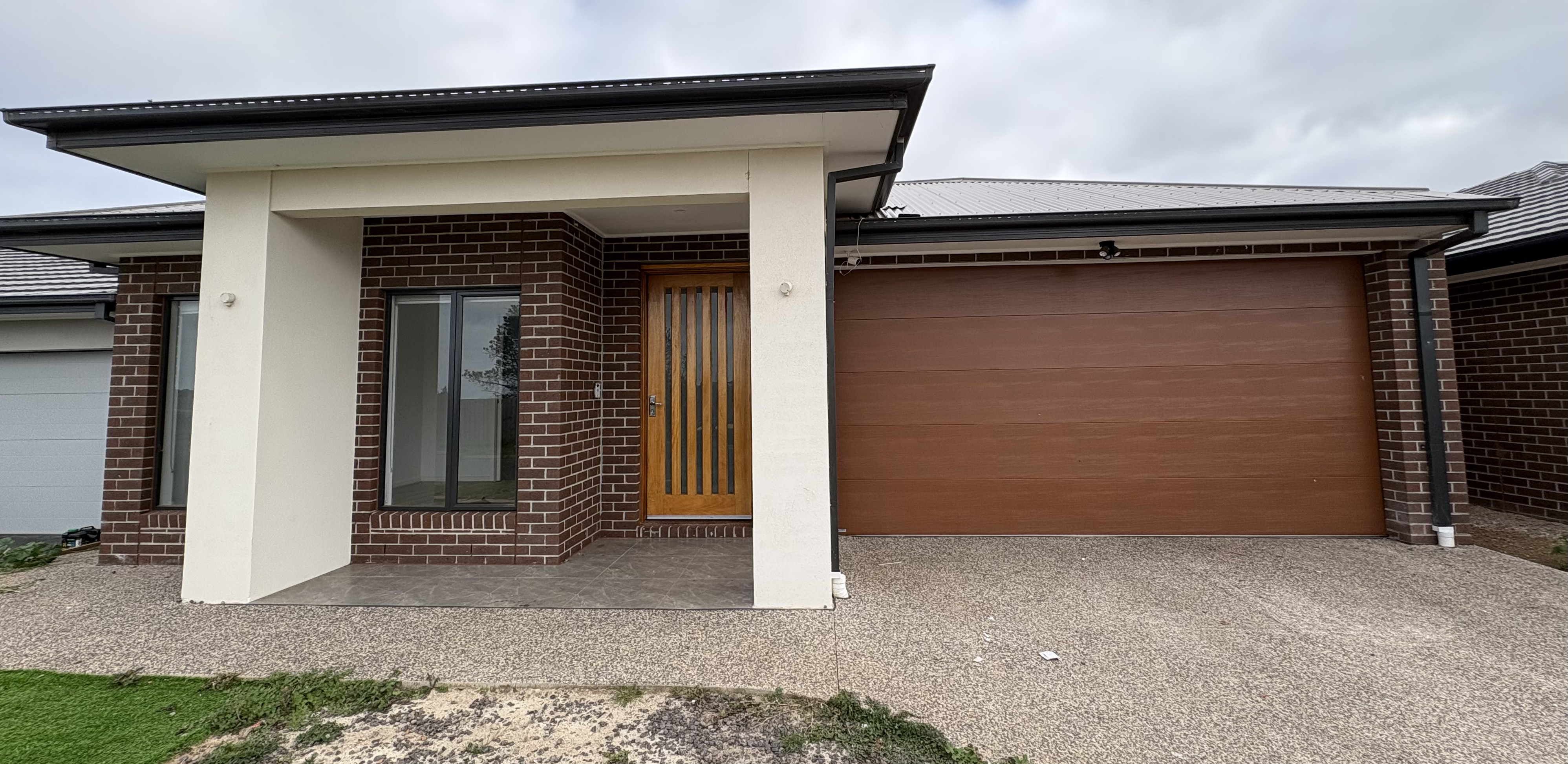 14 Sicklefern Drive, Strathtulloh VIC