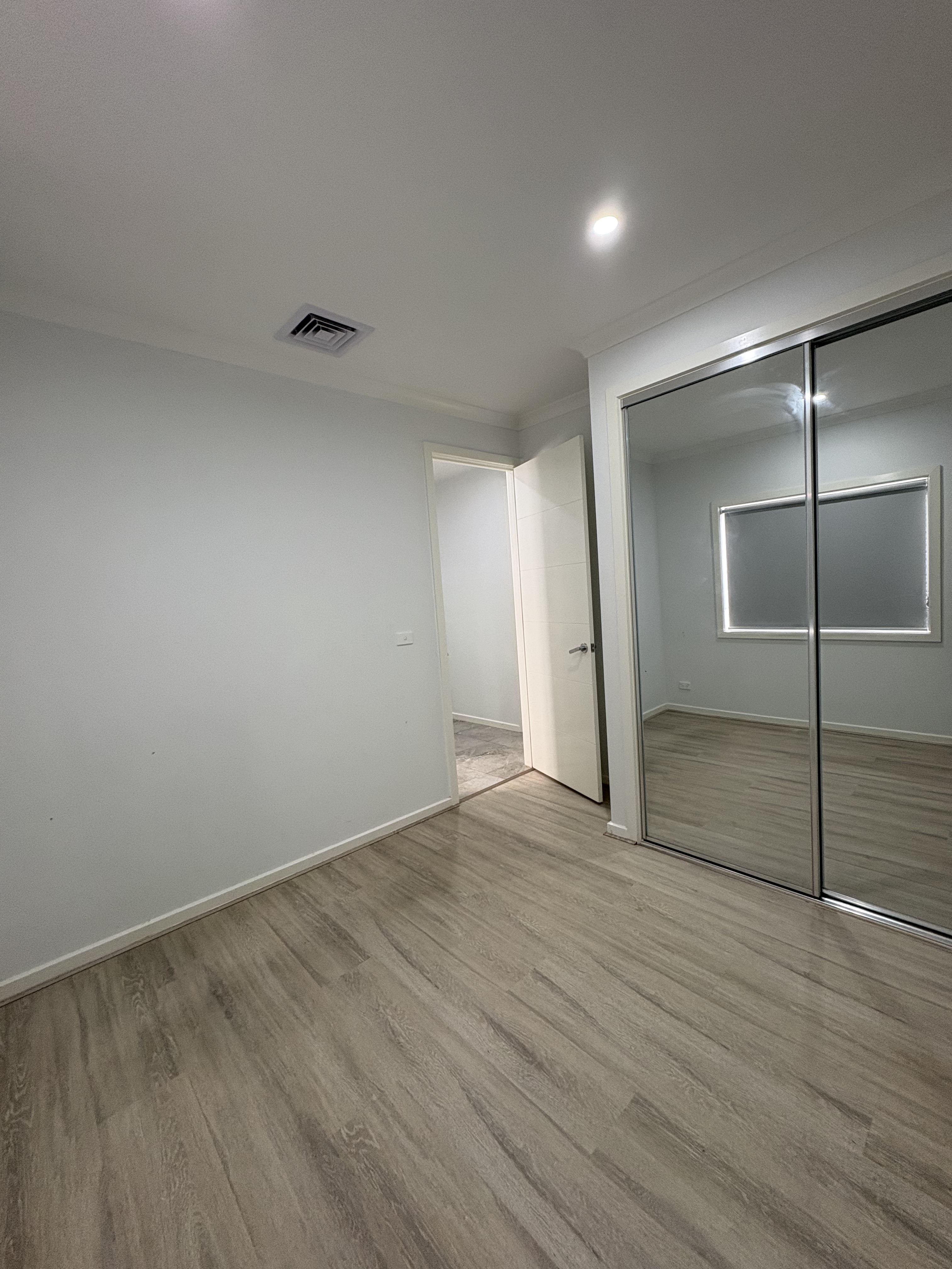 14 Sicklefern Drive, Strathtulloh VIC