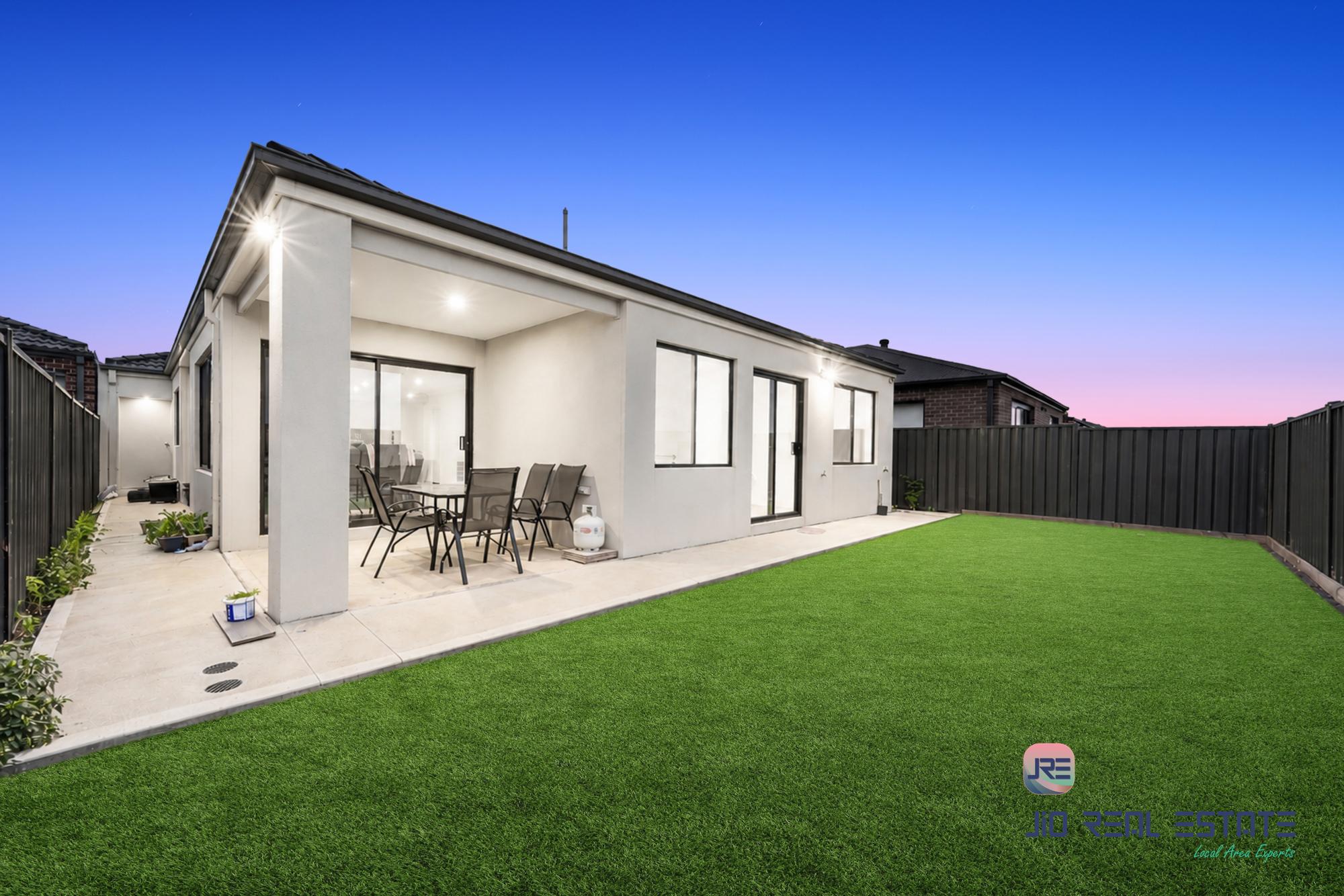 84 Pintail drive, Melton South VIC