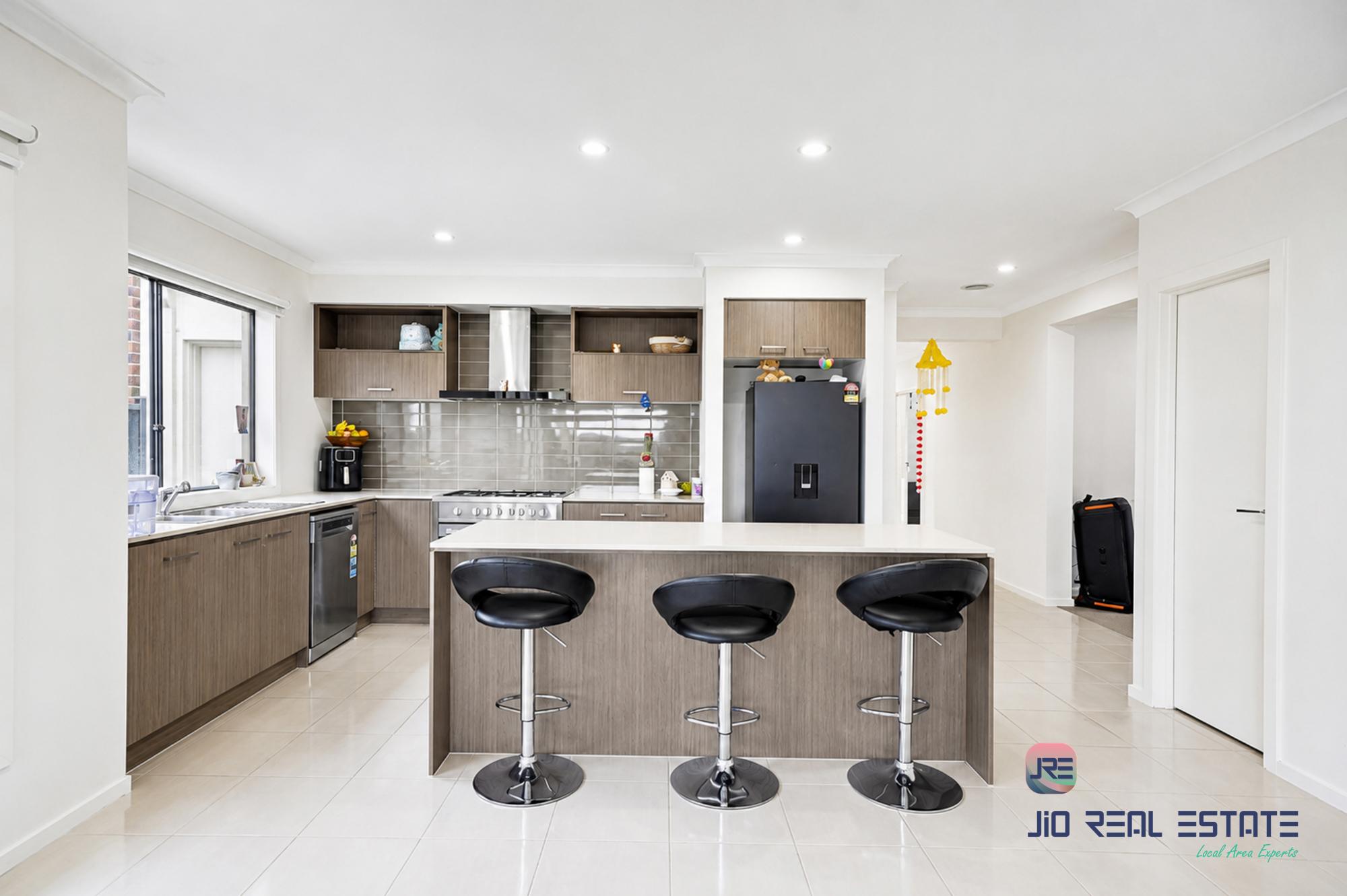 84 Pintail drive, Melton South VIC