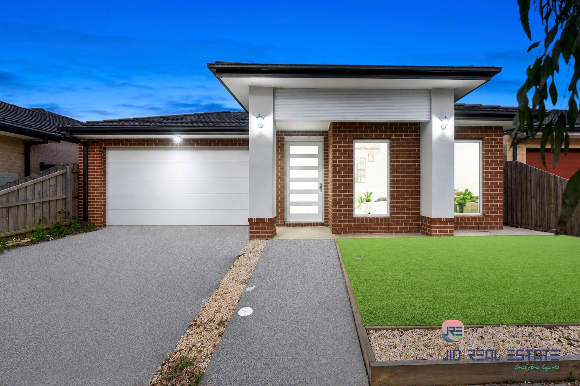 21 Morningside Drive, Thornhill Park VIC