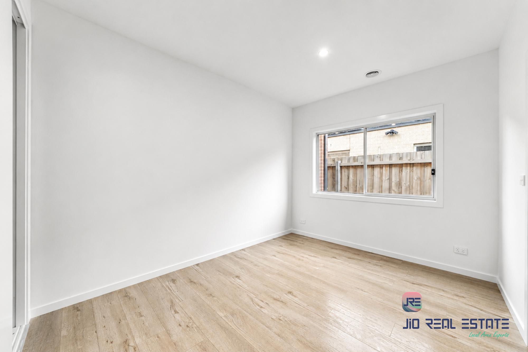 21 Morningside Drive, Thornhill Park VIC
