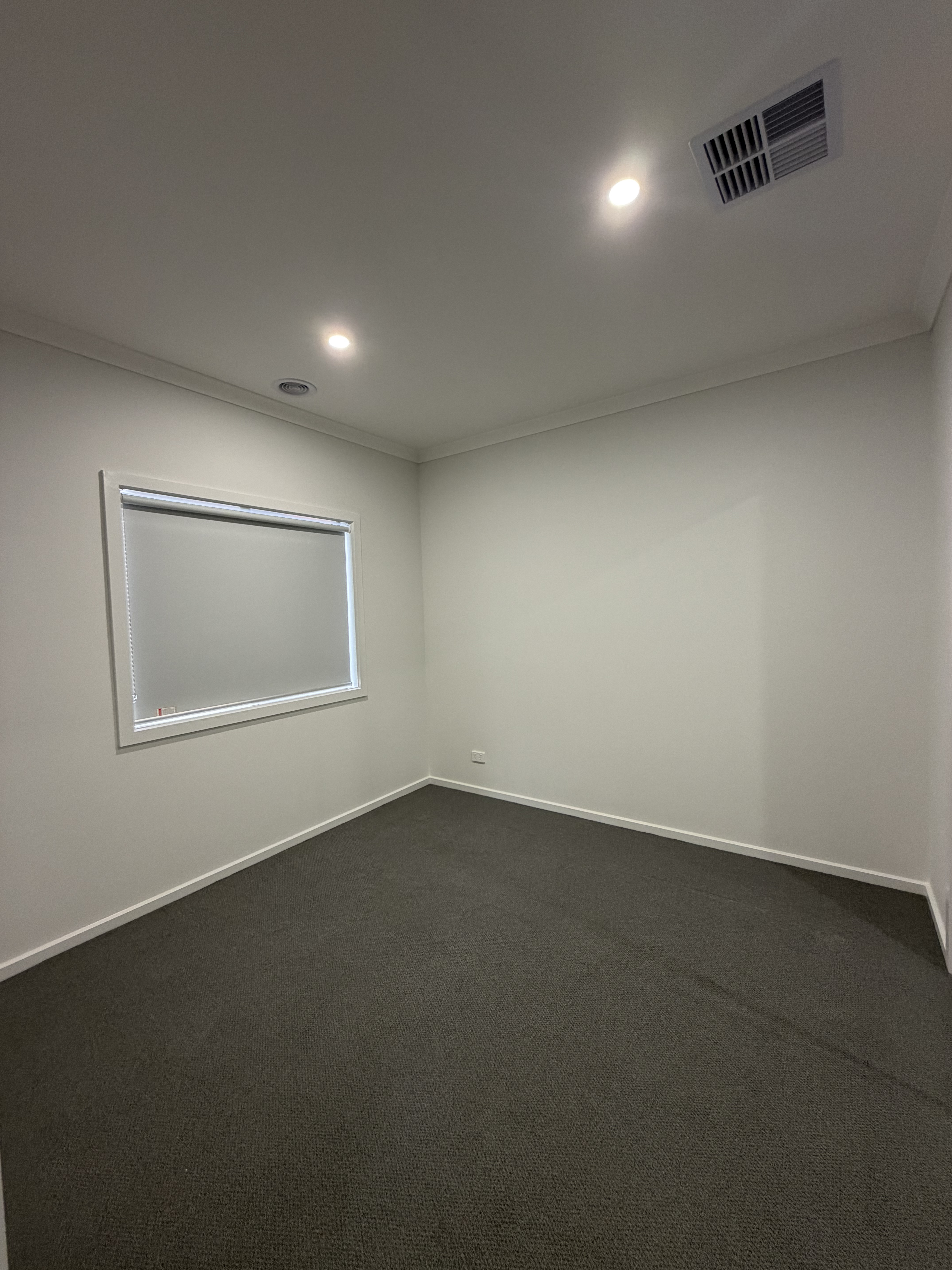 11 Pintail Drive, Melton South VIC